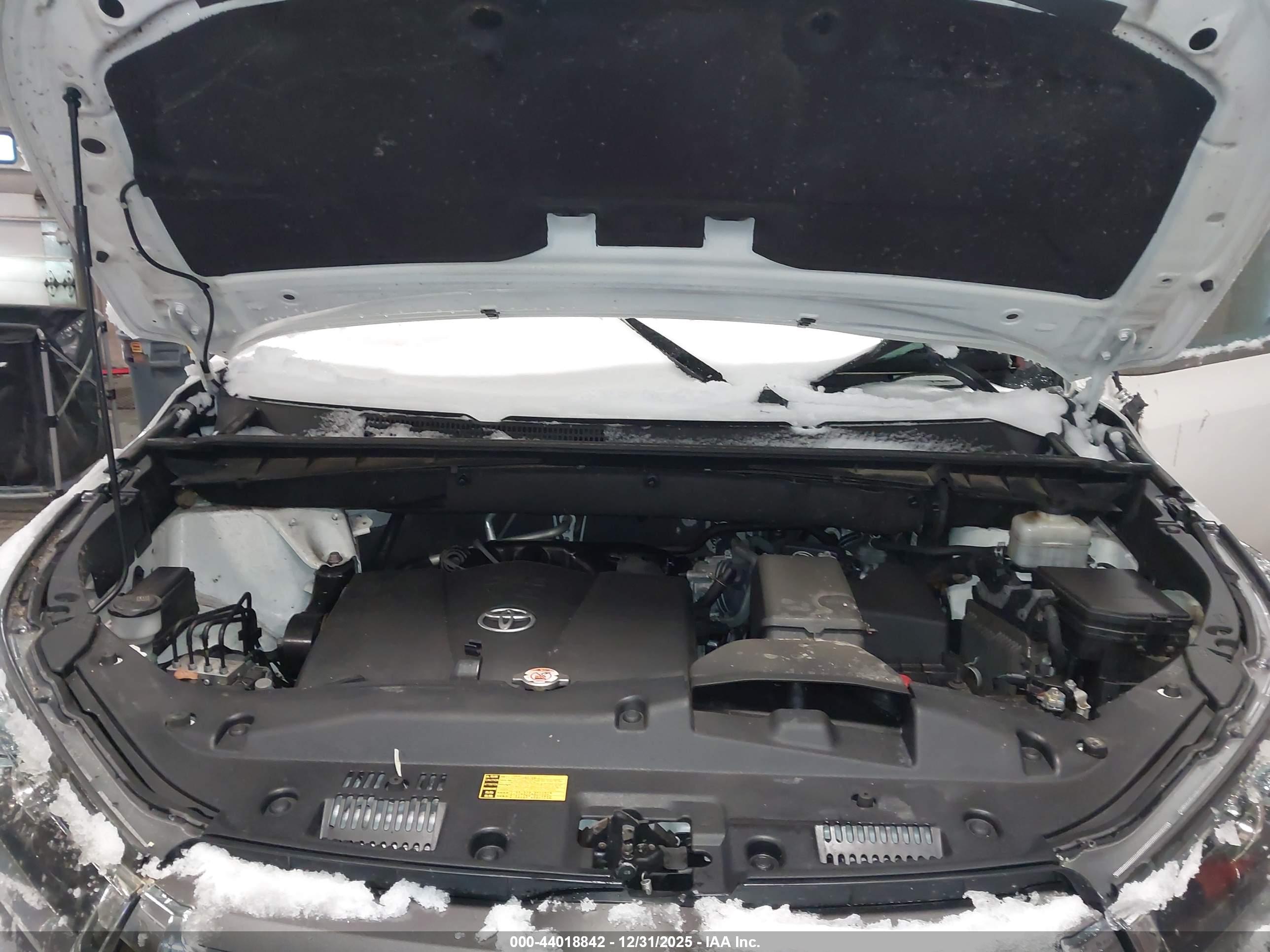 TOYOTA HIGHLANDER image 10