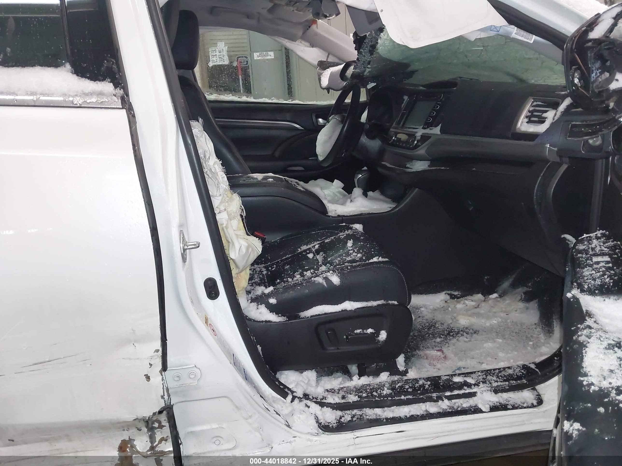 TOYOTA HIGHLANDER image 5