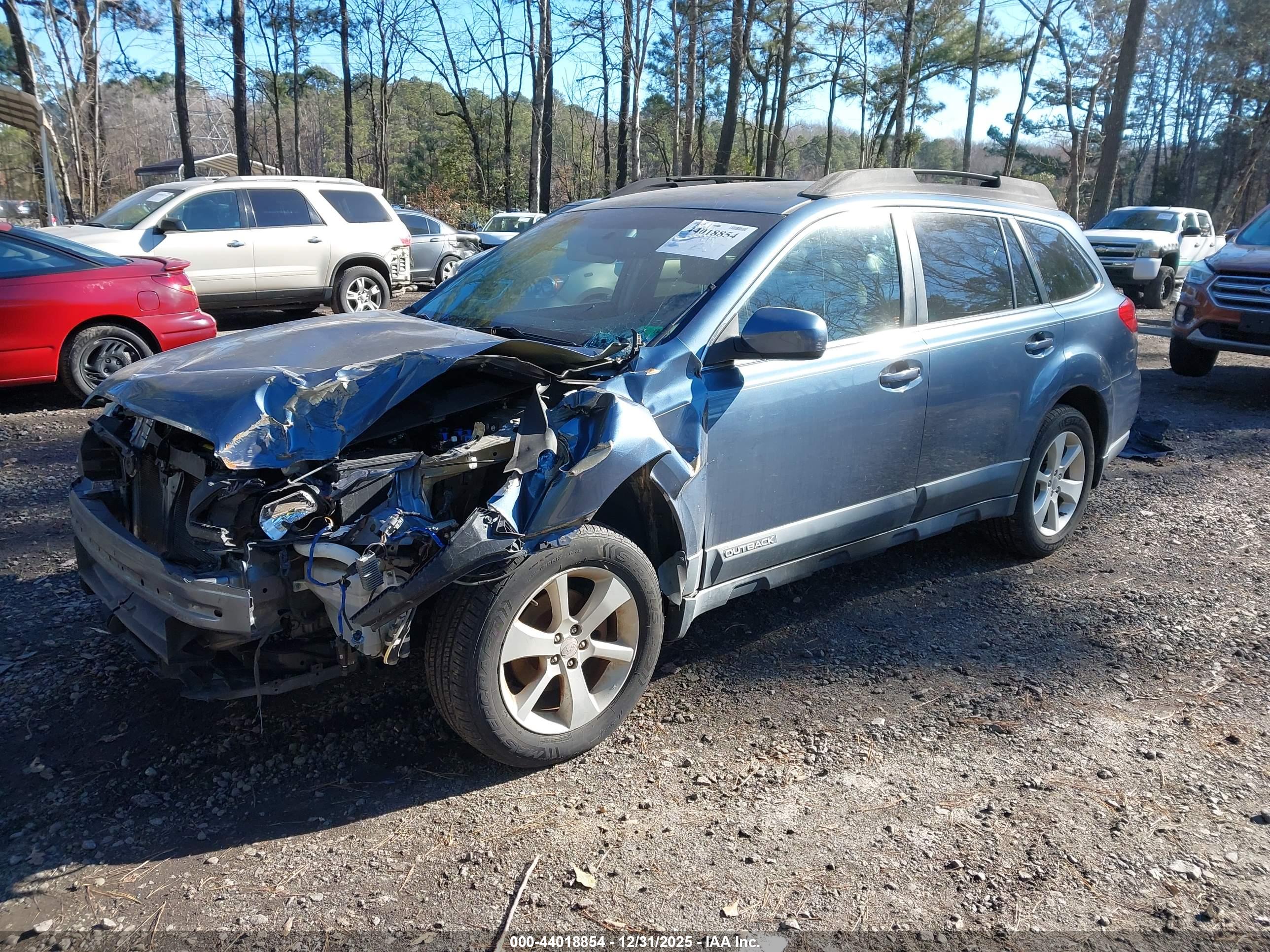 SUBARU OUTBACK image 2