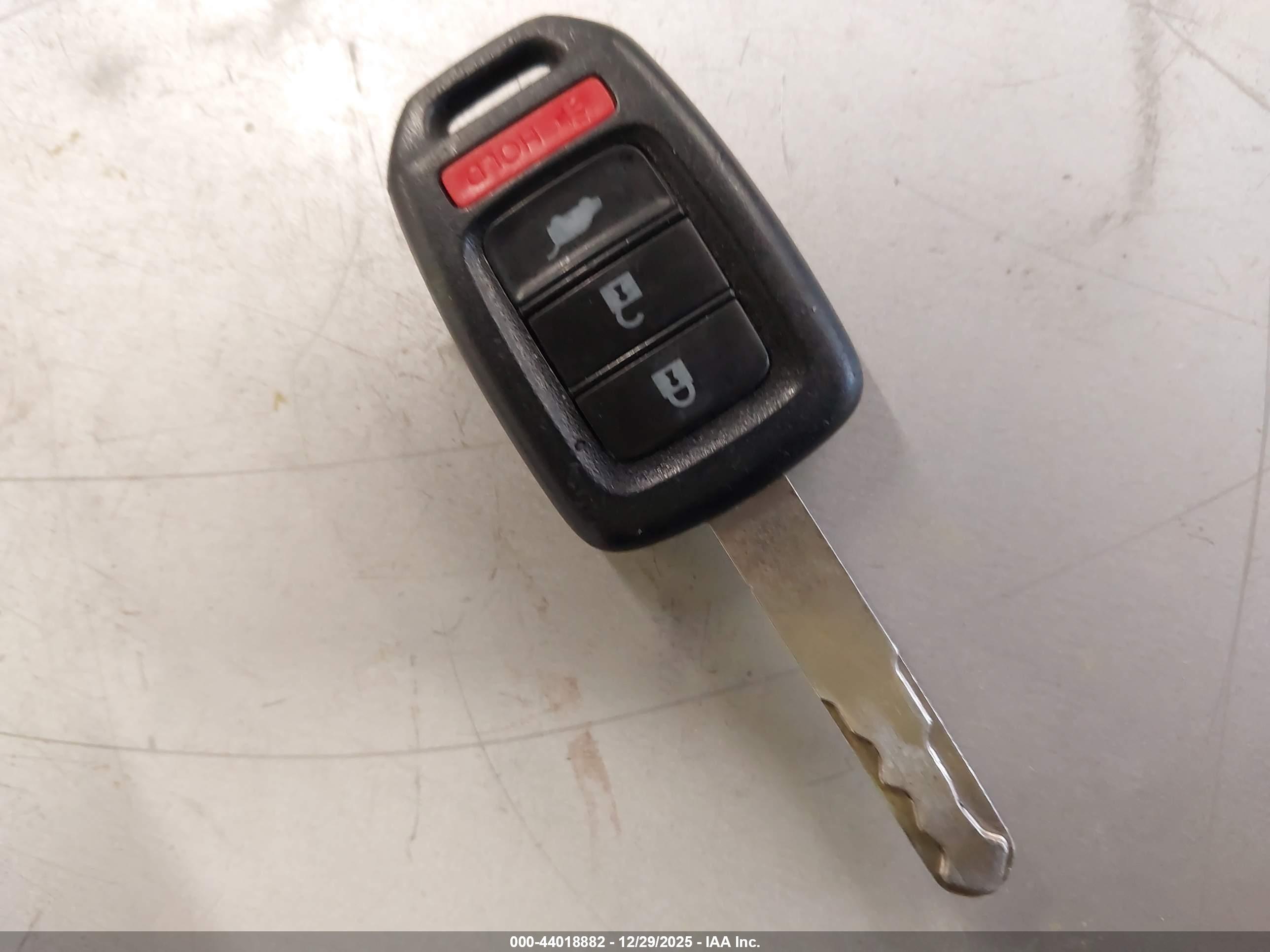 HONDA CR-V image 11