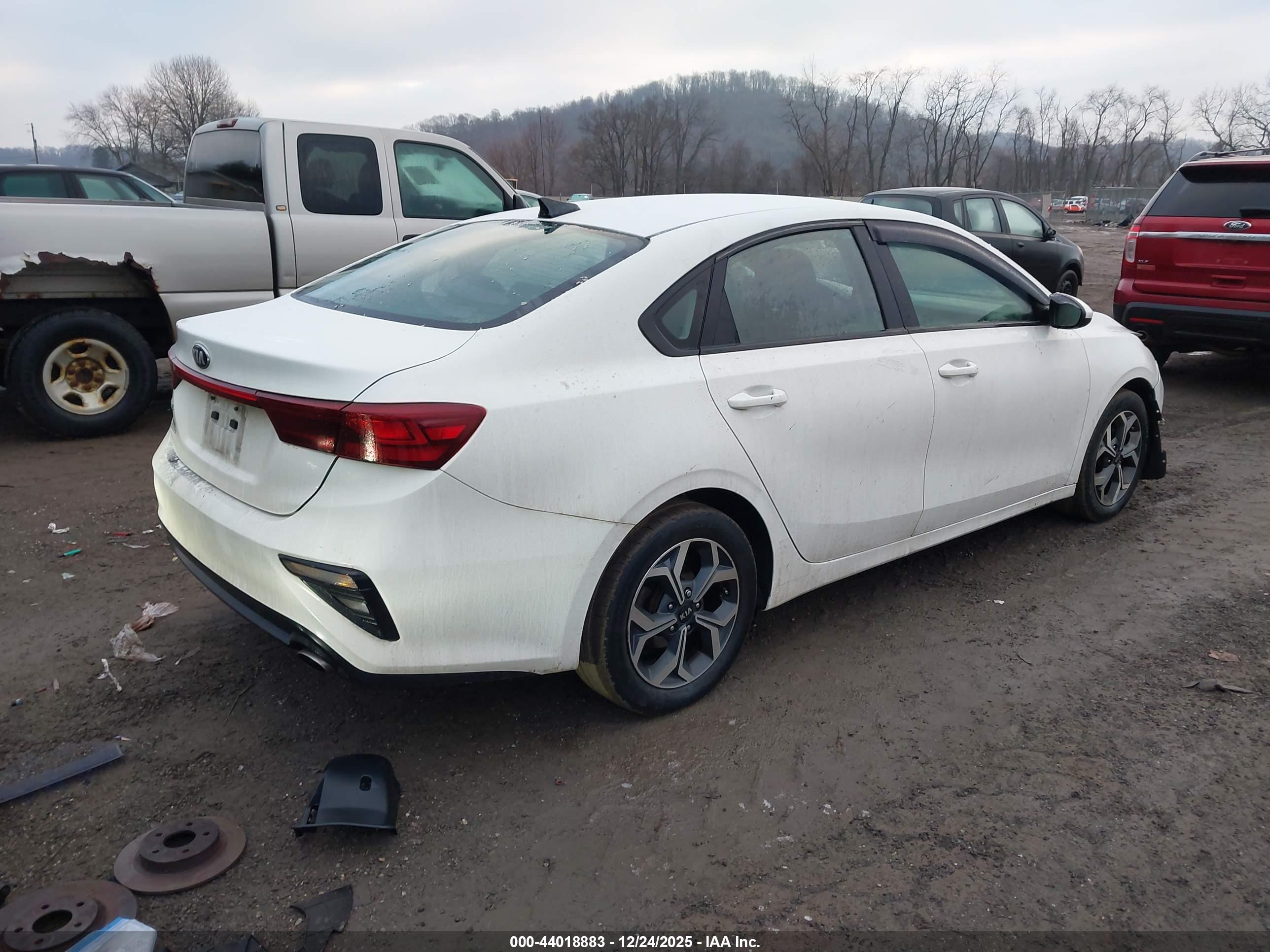 KIA FORTE image 4