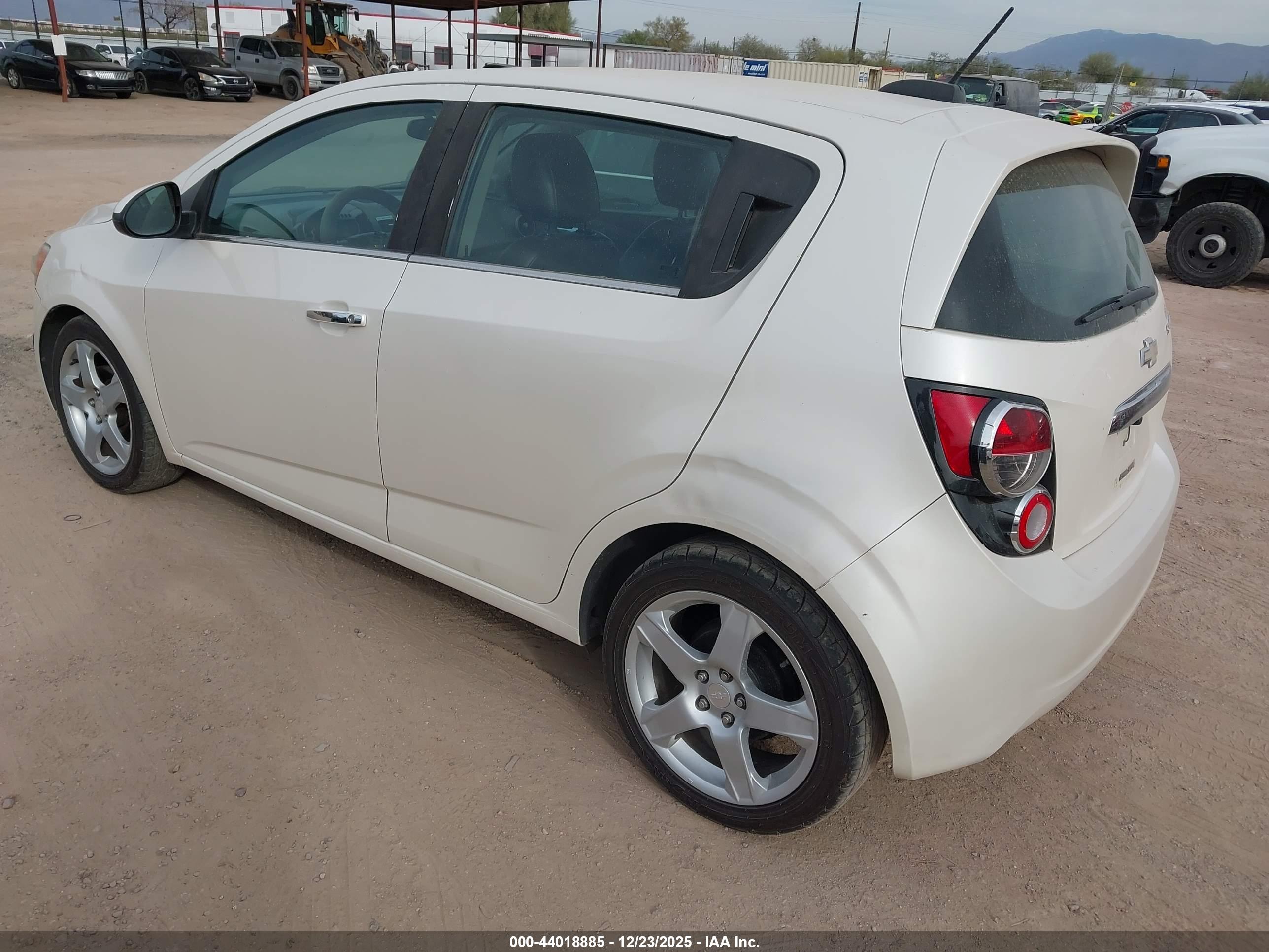CHEVROLET SONIC image 3