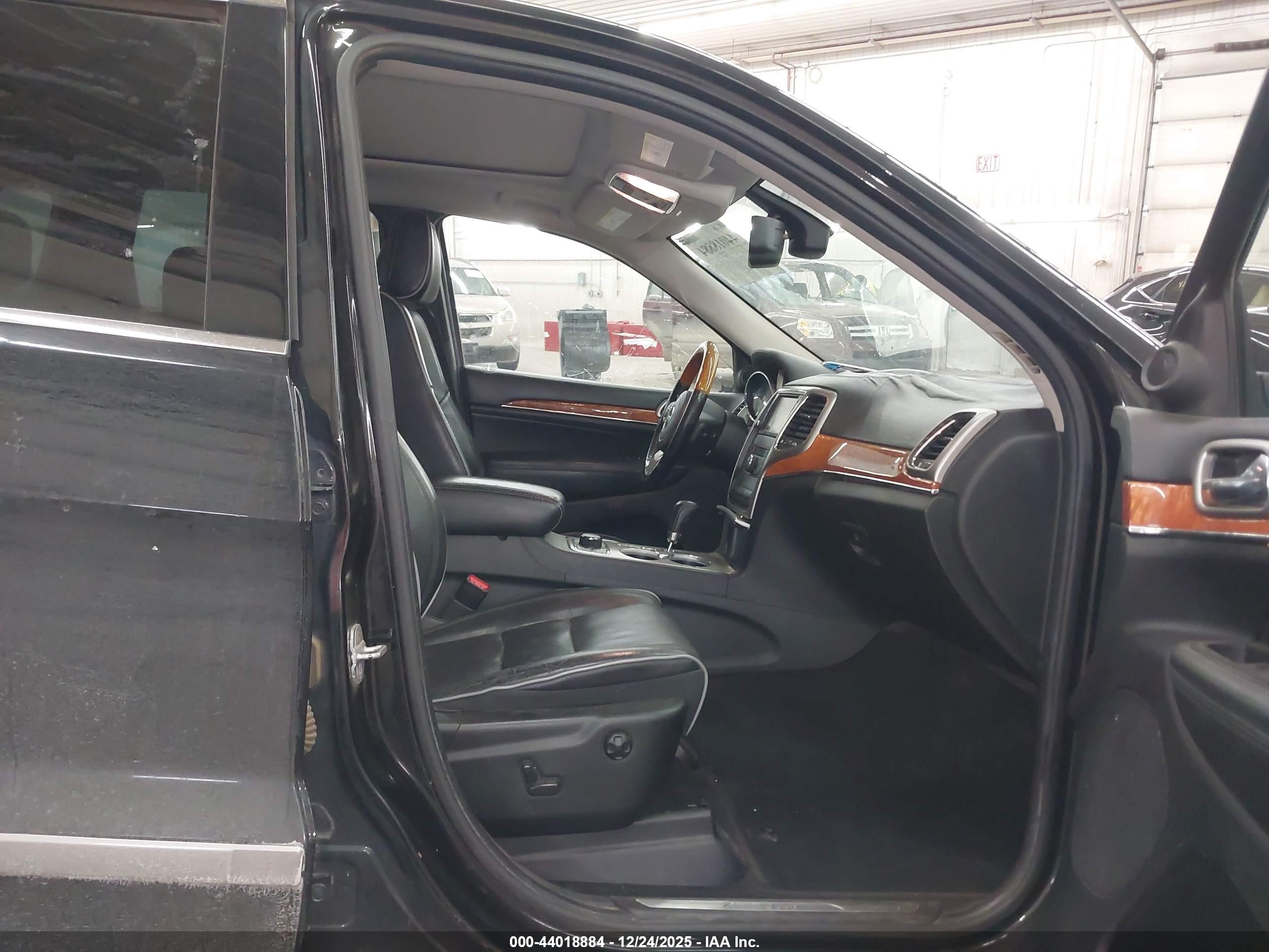 JEEP GRAND image 5