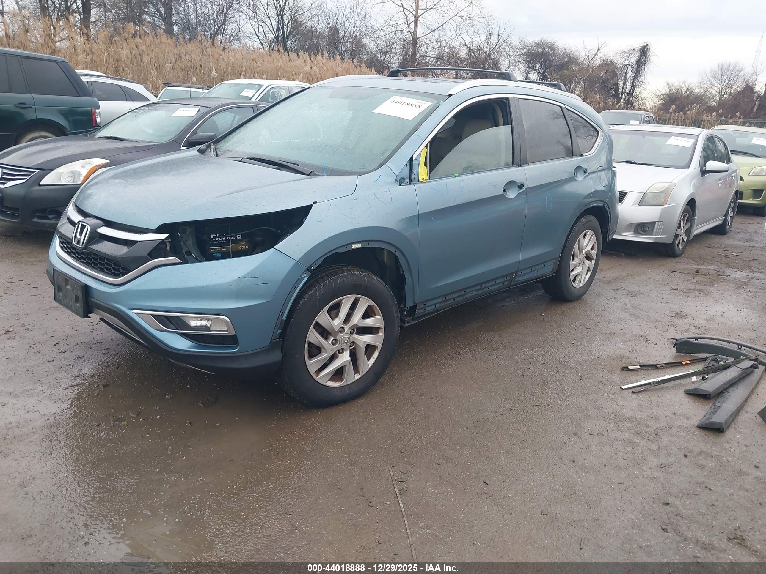 HONDA CR-V image 2