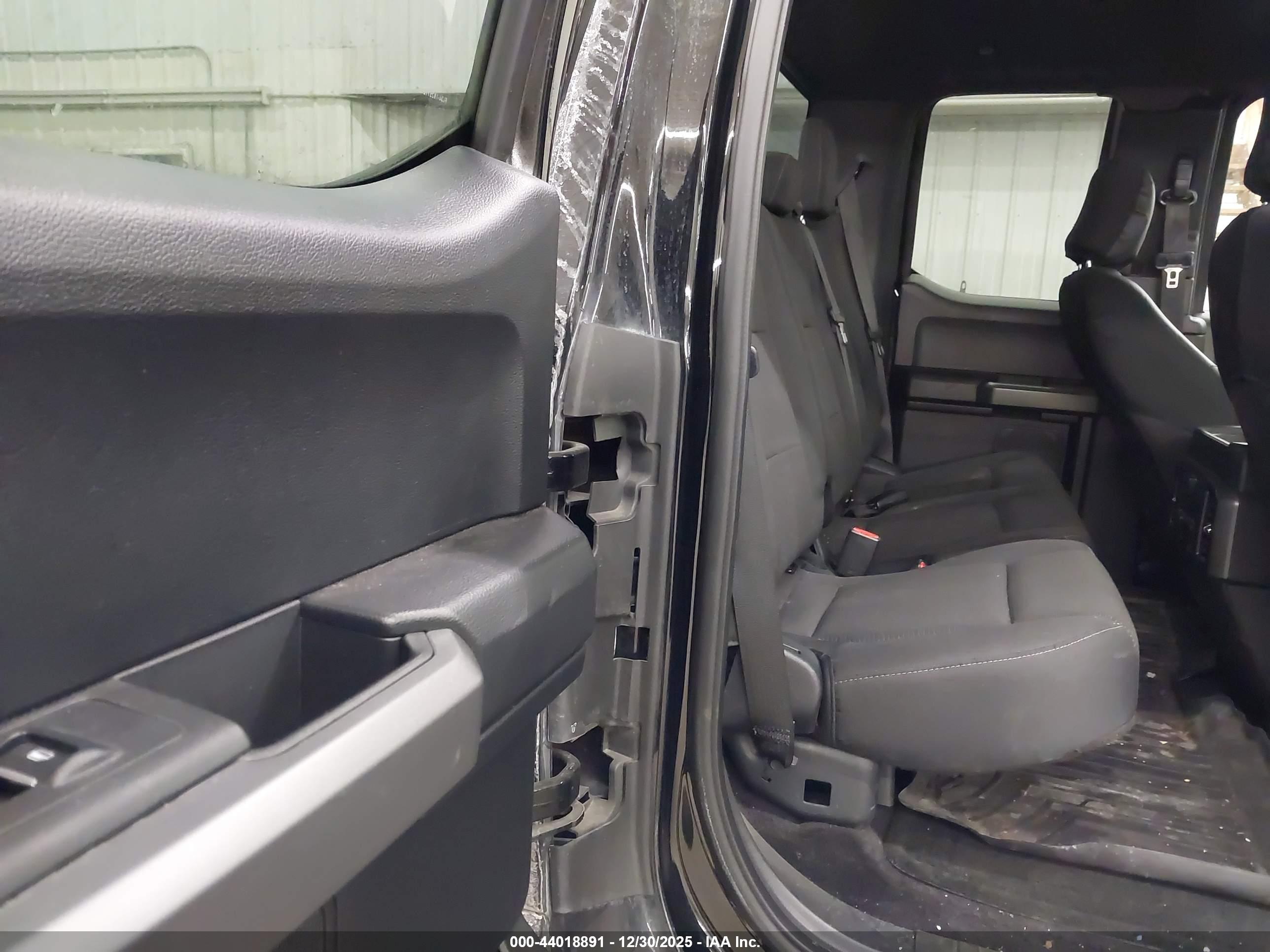 FORD F-150 image 8