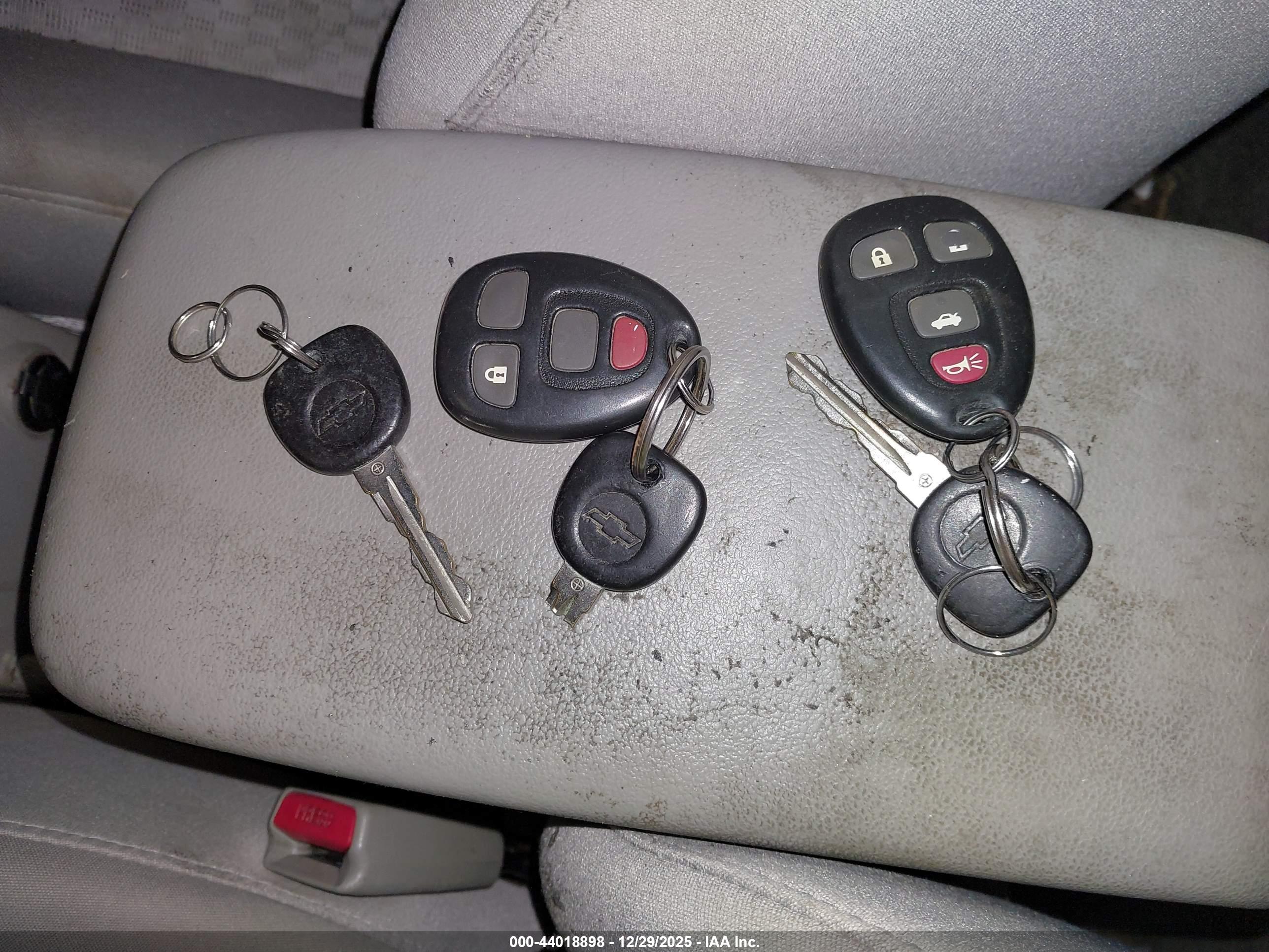 CHEVROLET COBALT image 11