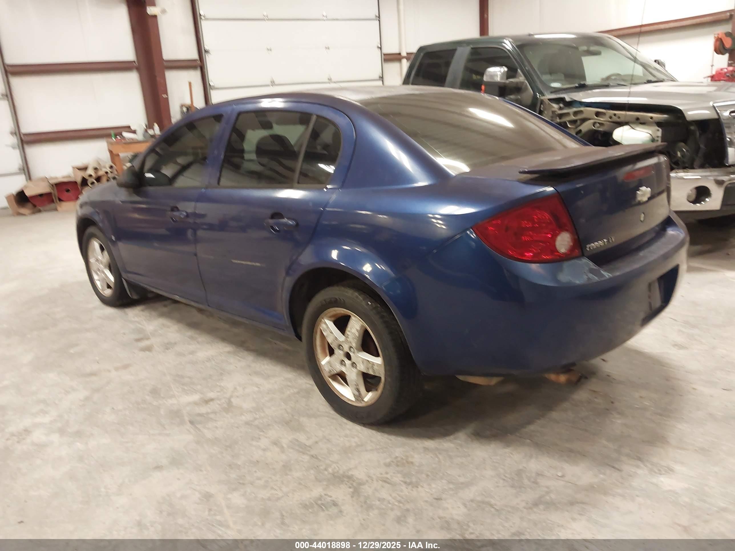 CHEVROLET COBALT image 3