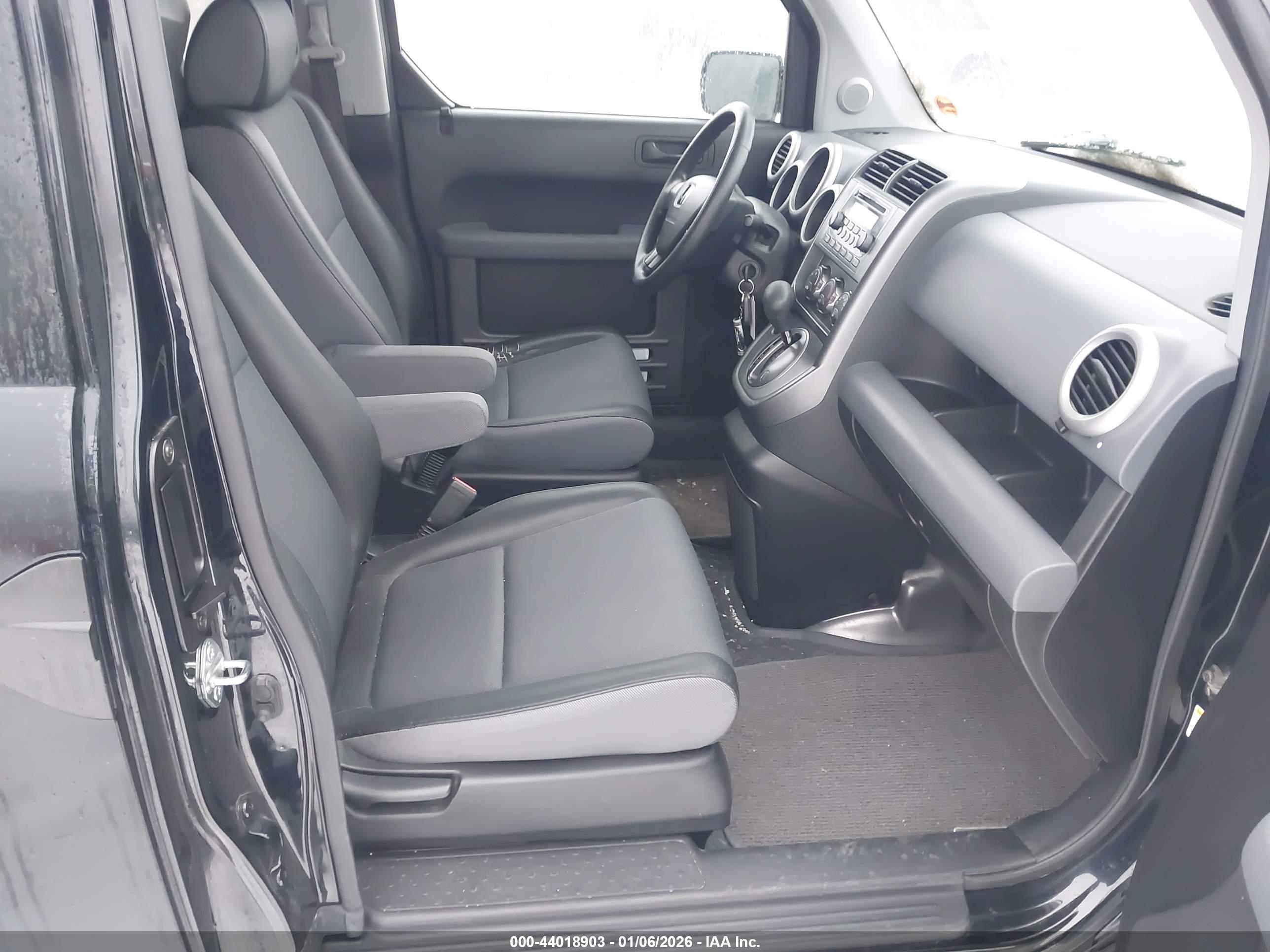 HONDA ELEMENT image 5