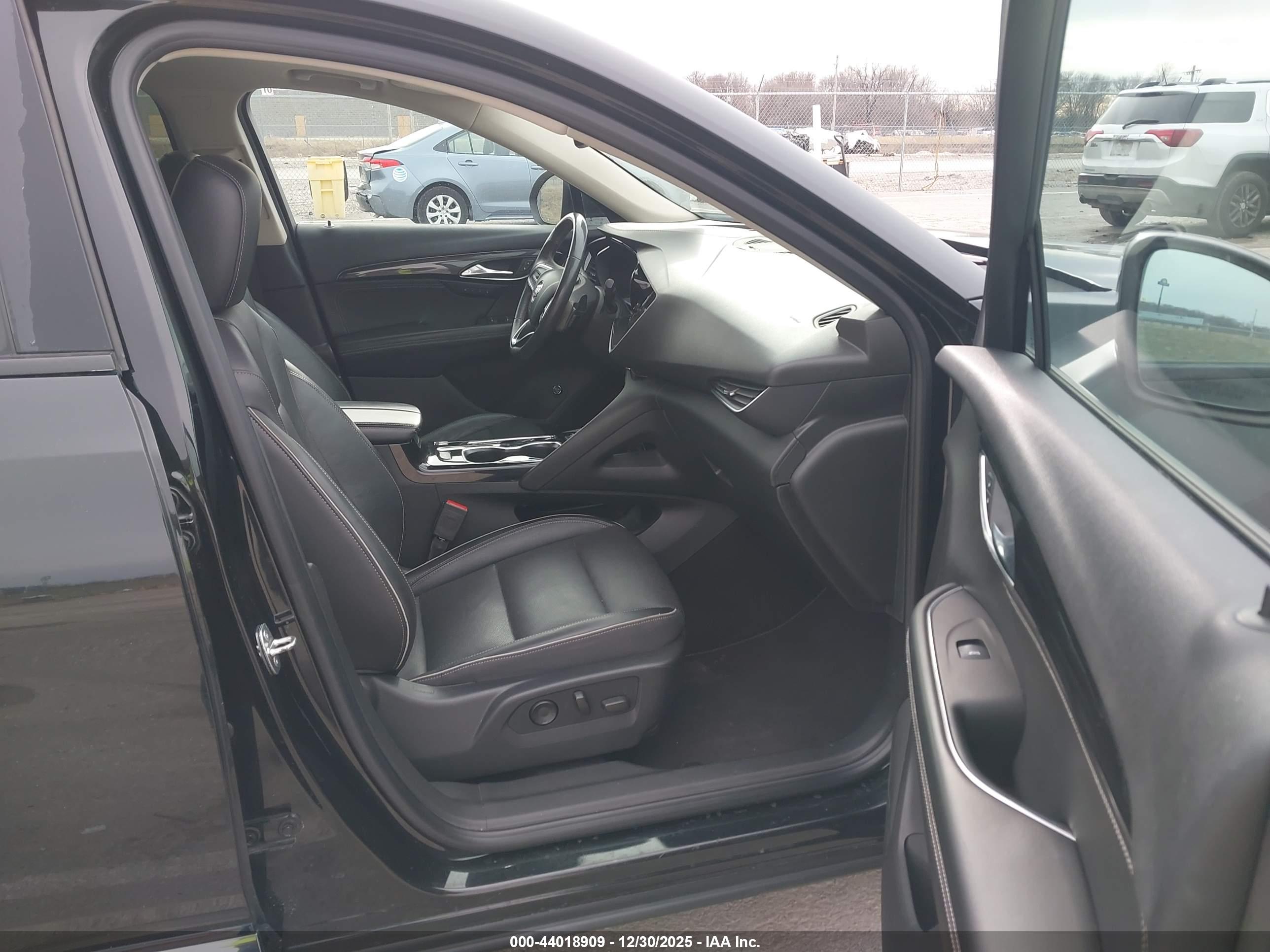 BUICK ENVISION image 5