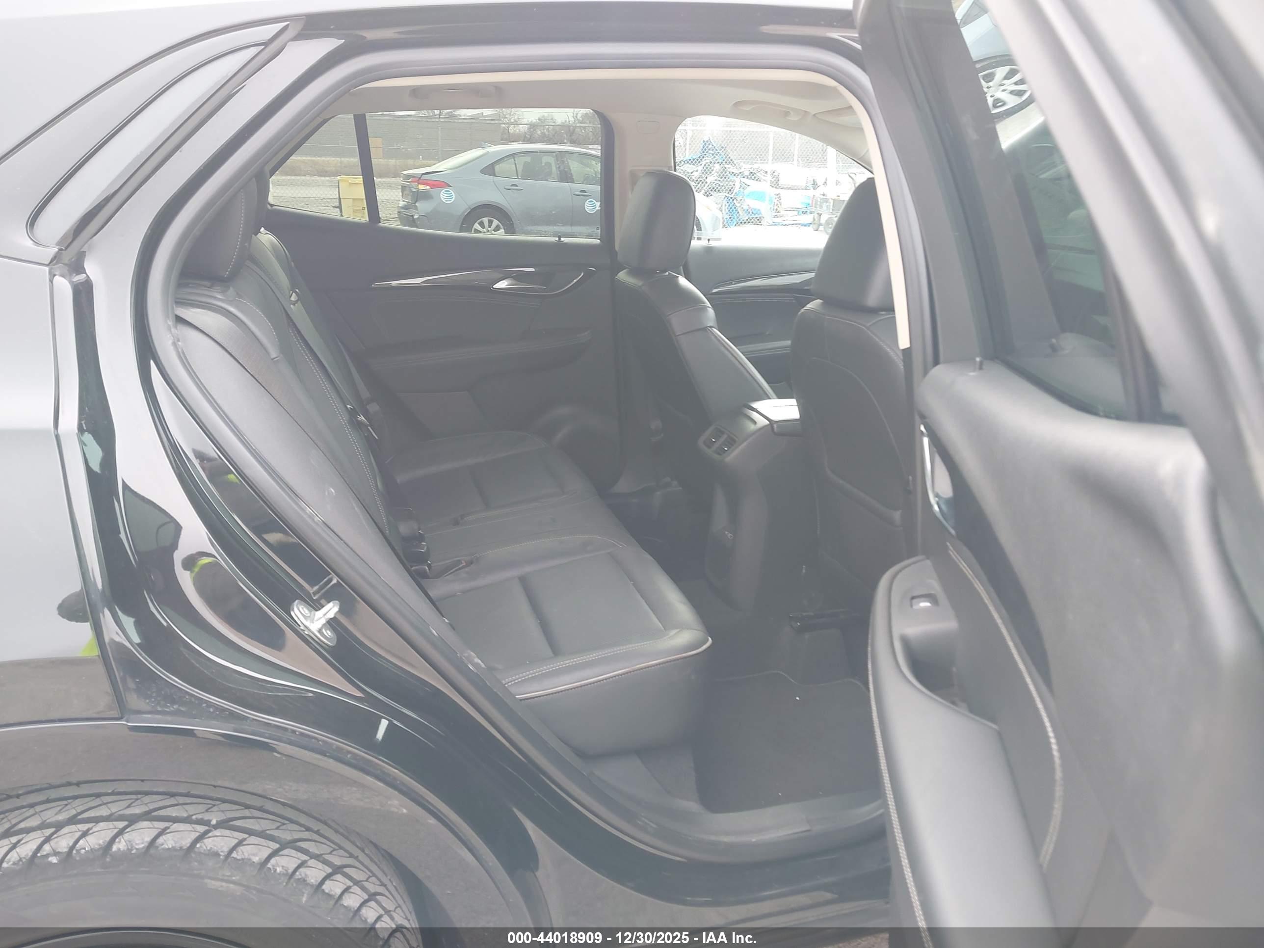 BUICK ENVISION image 8
