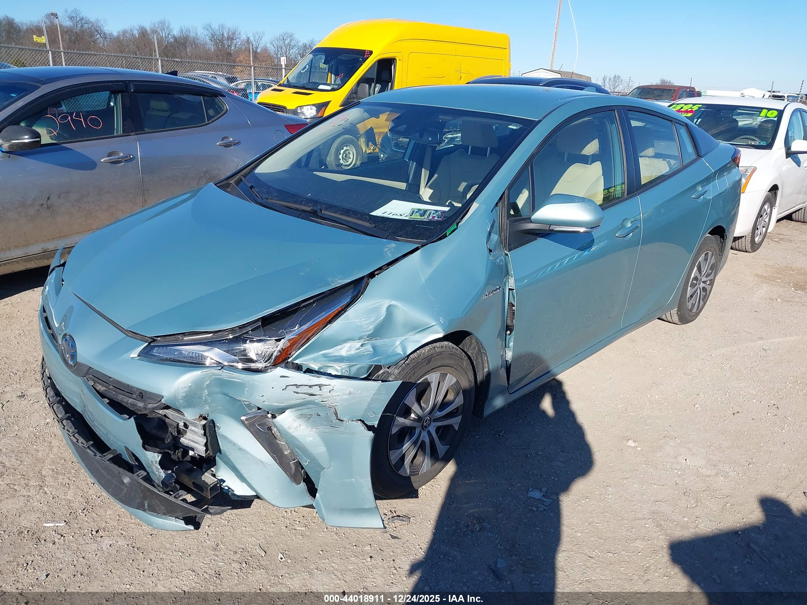 TOYOTA PRIUS image 2
