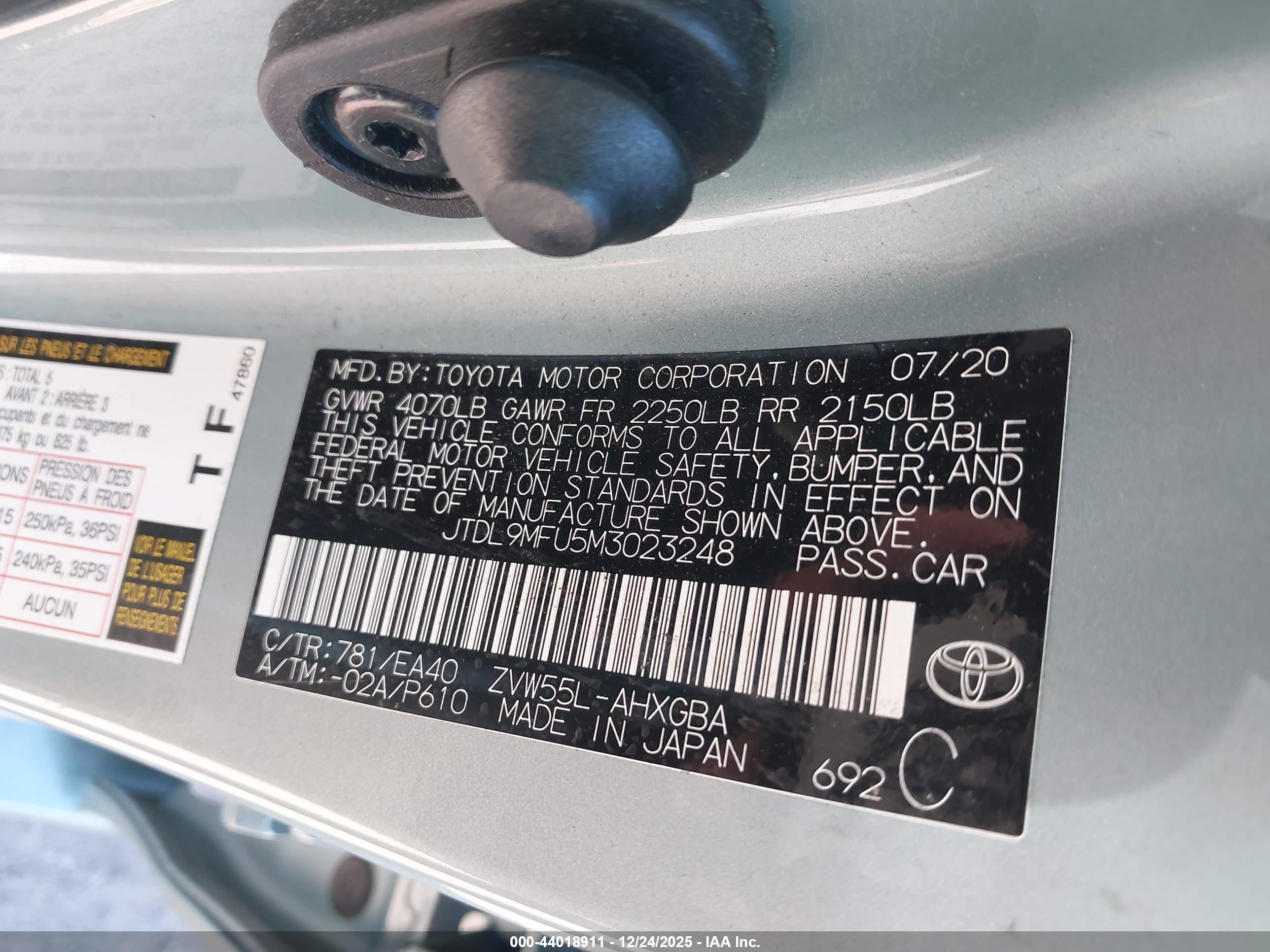 TOYOTA PRIUS image 9