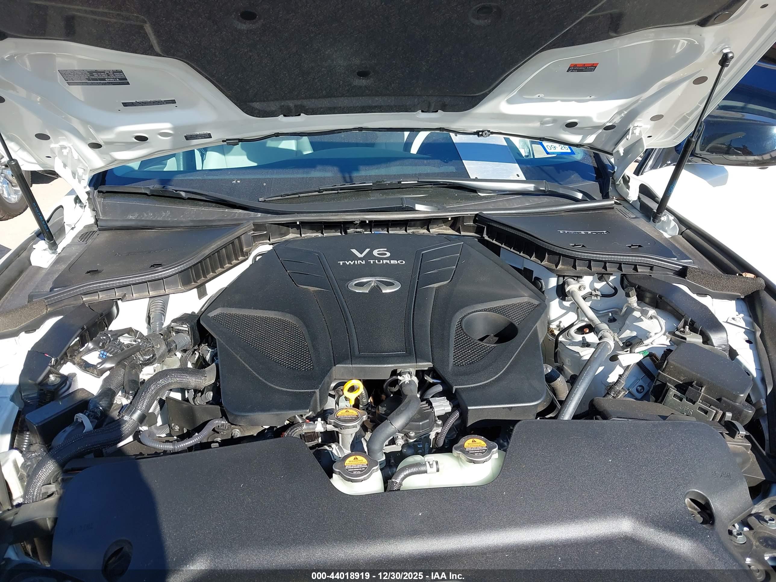 INFINITI Q50 image 10