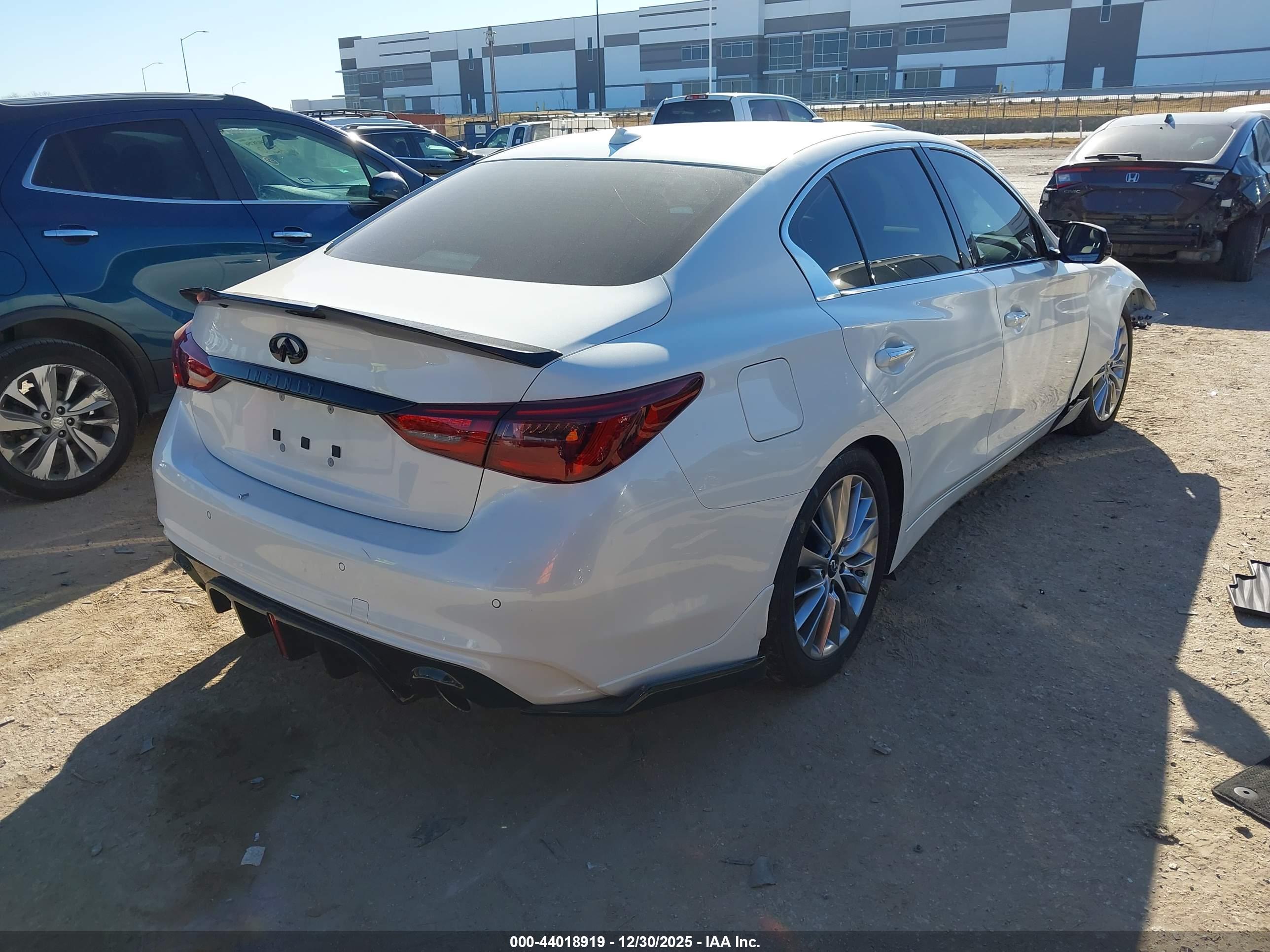INFINITI Q50 image 4