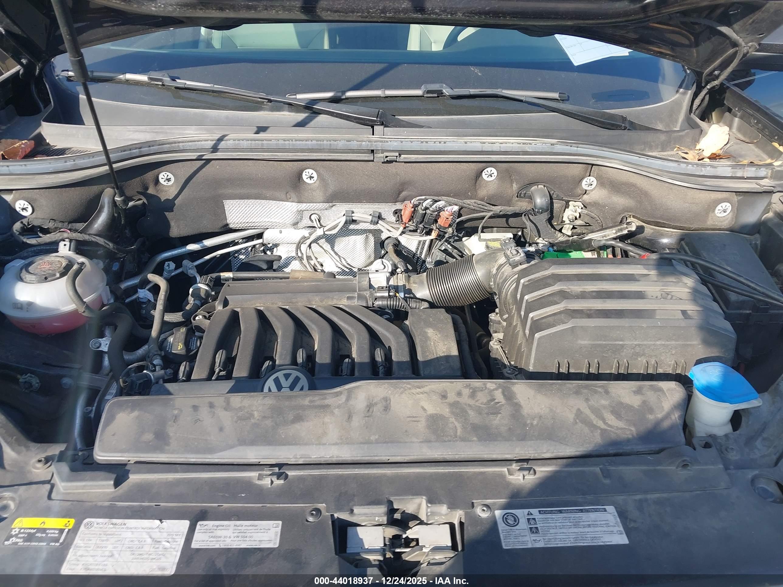 VOLKSWAGEN ATLAS image 10