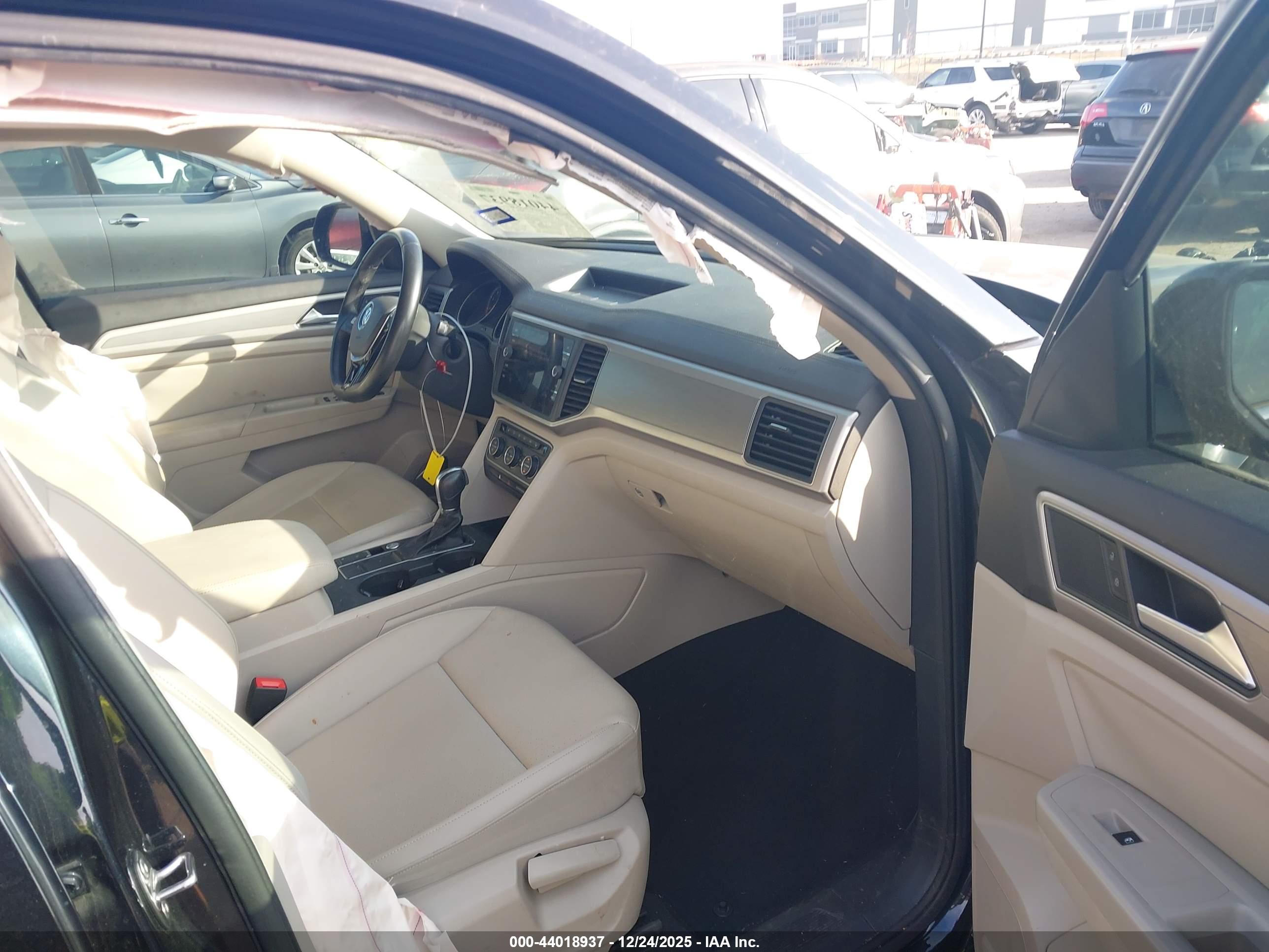 VOLKSWAGEN ATLAS image 5