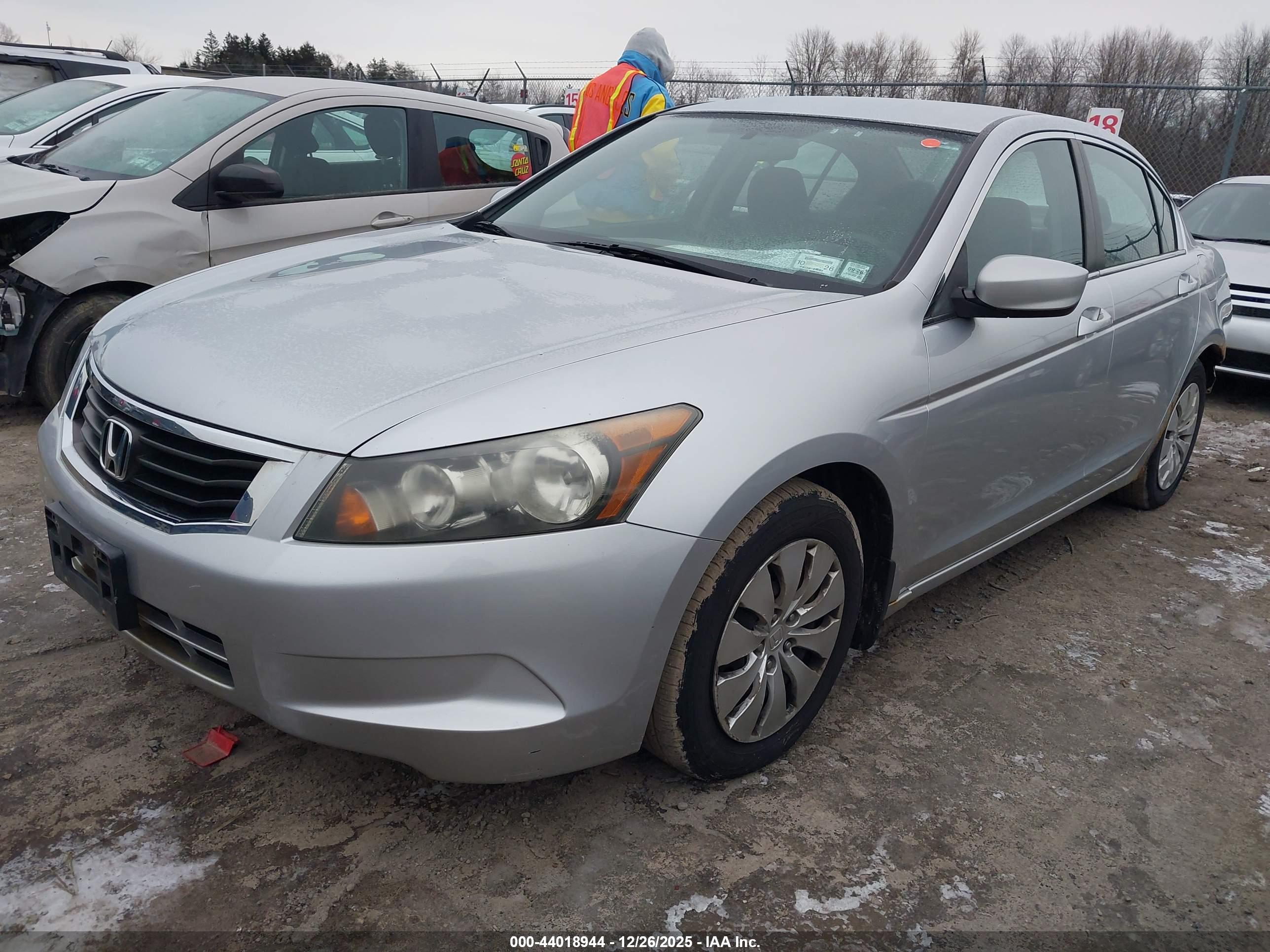 HONDA ACCORD image 2