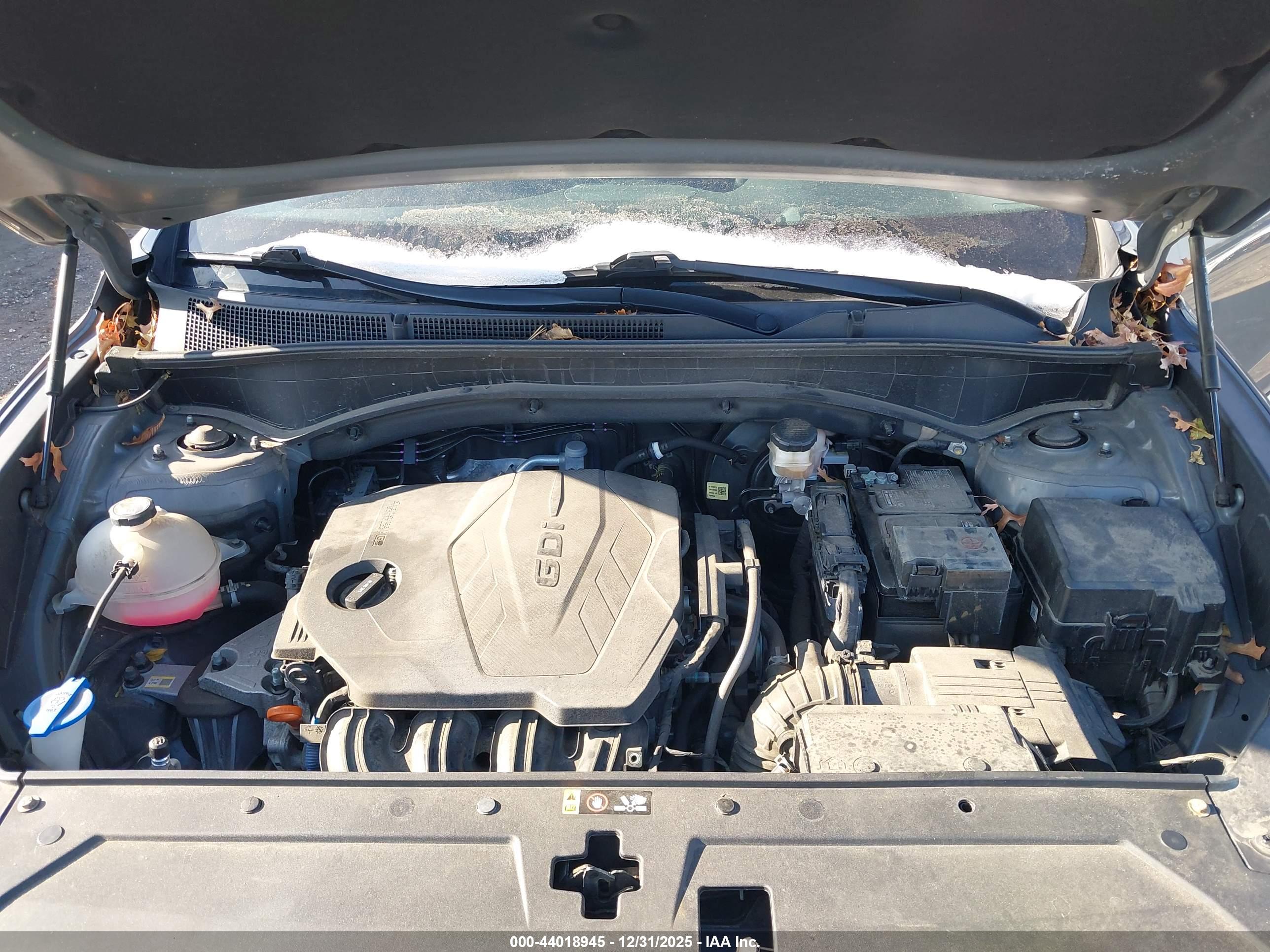 HYUNDAI SANTA image 10
