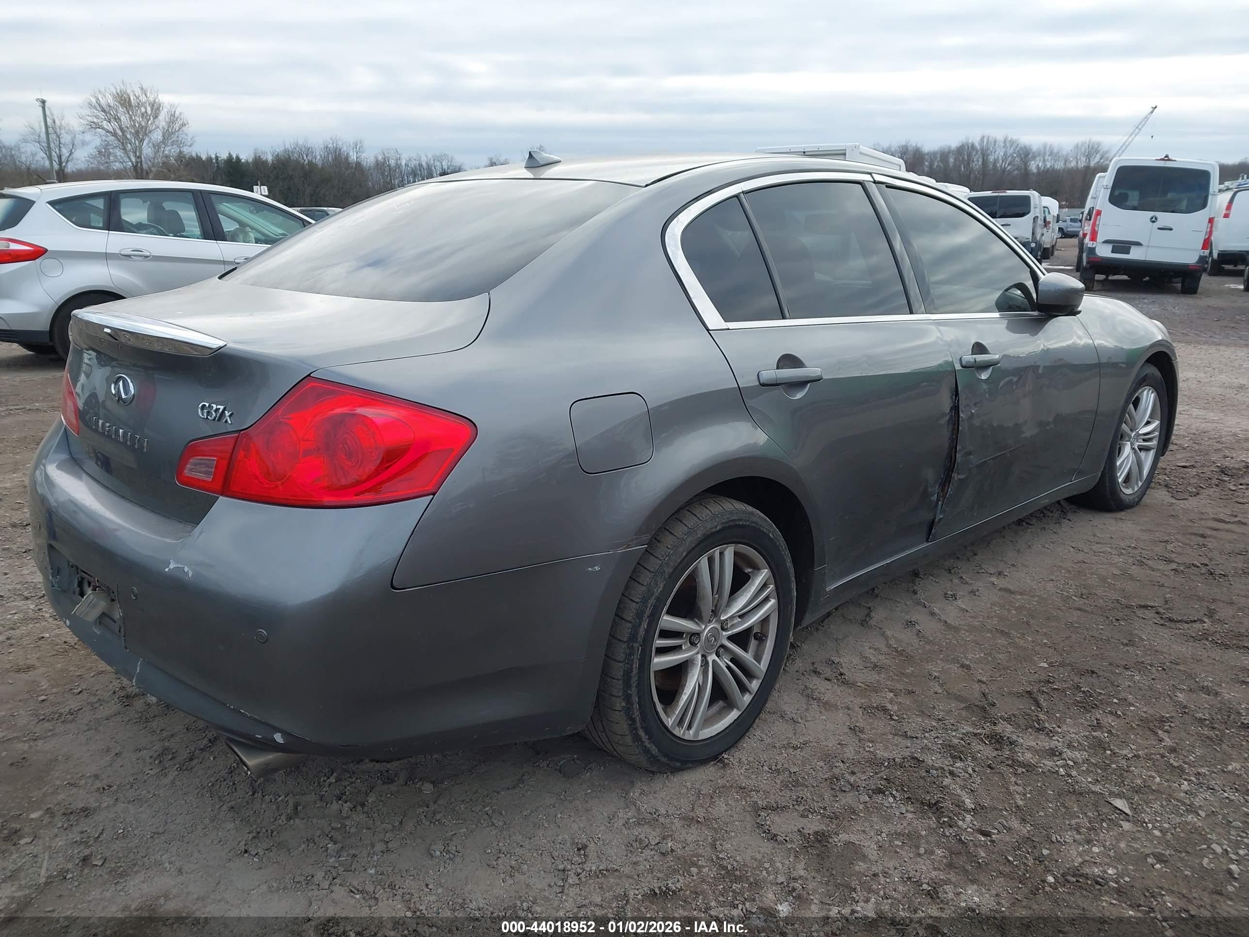 INFINITI G37X image 4