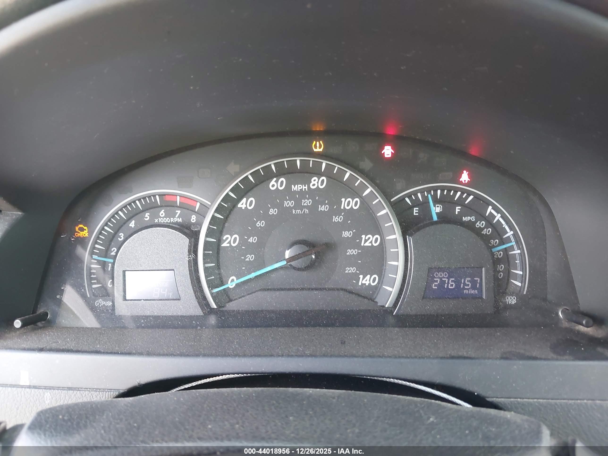 TOYOTA CAMRY image 7