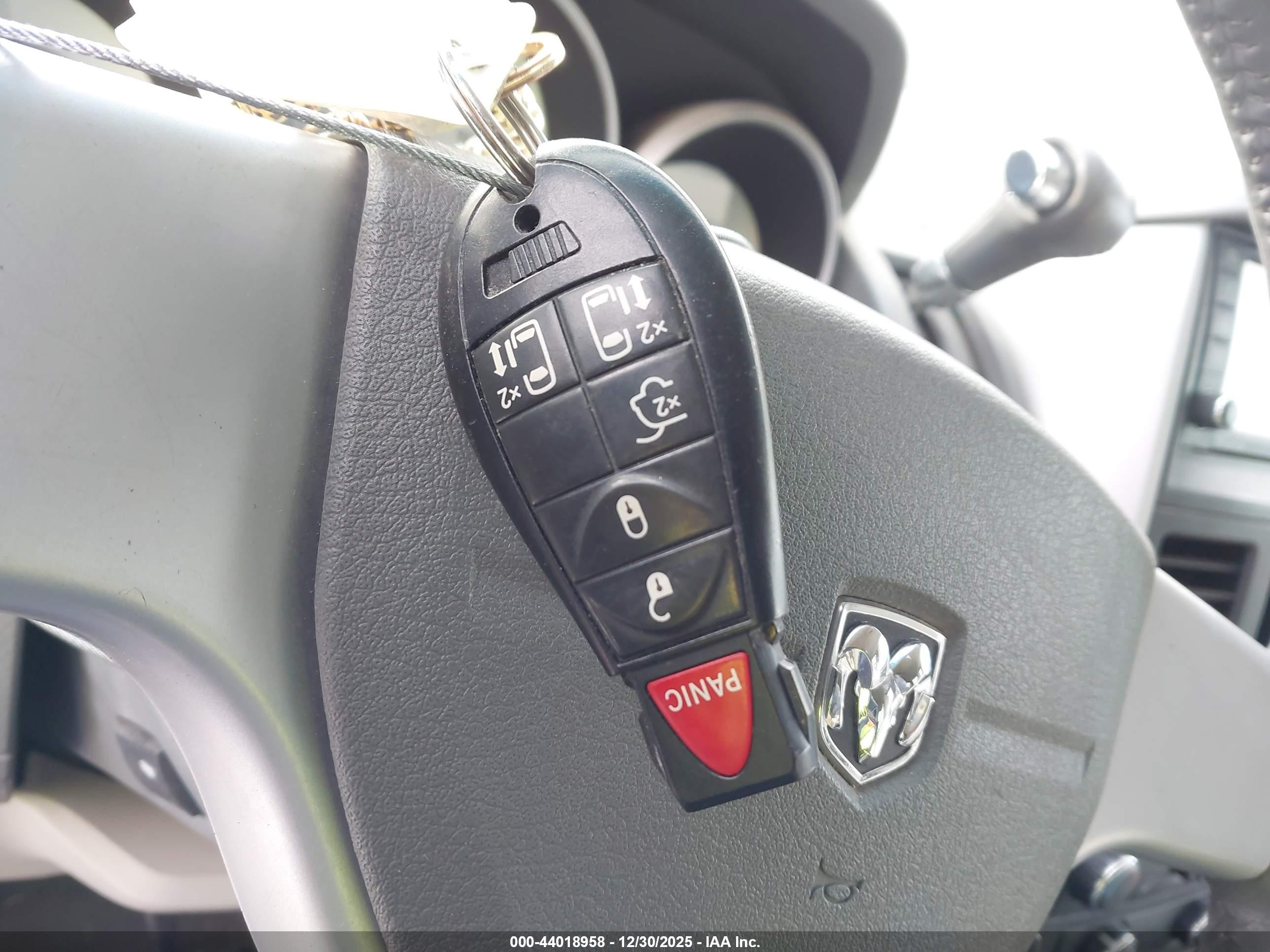 DODGE GRAND image 11