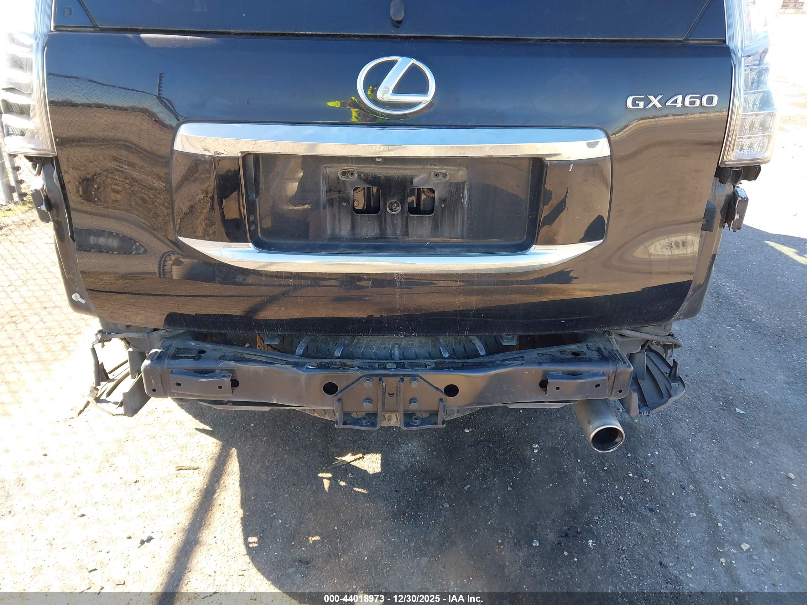 LEXUS GX image 6