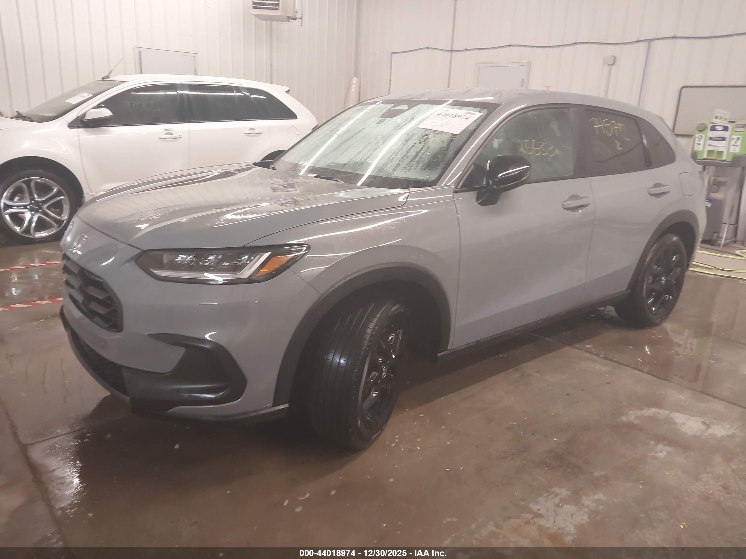 HONDA HR-V image 2