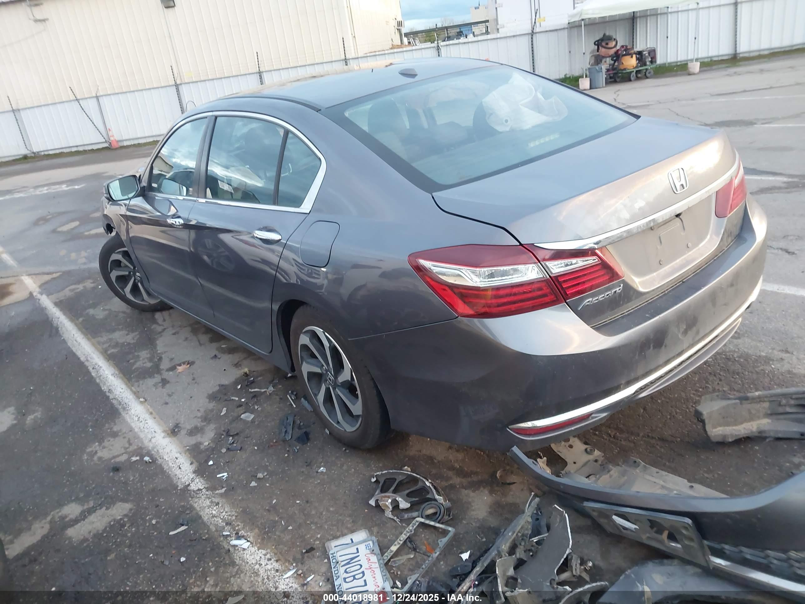HONDA ACCORD image 3
