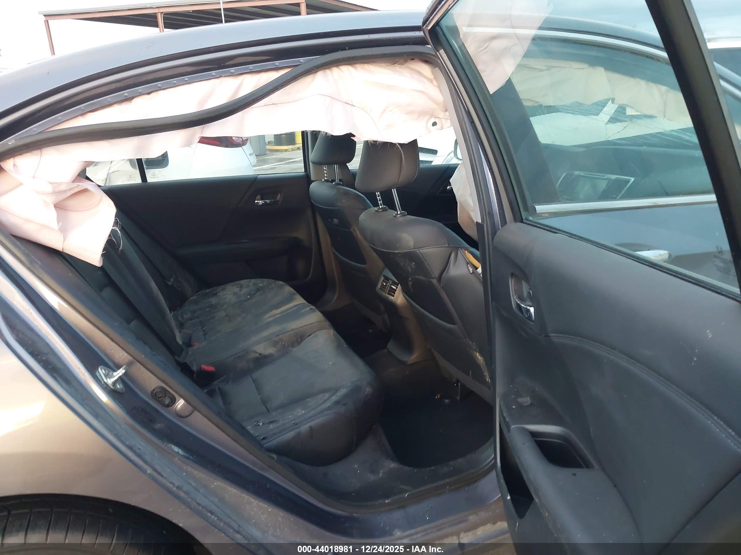 HONDA ACCORD image 8