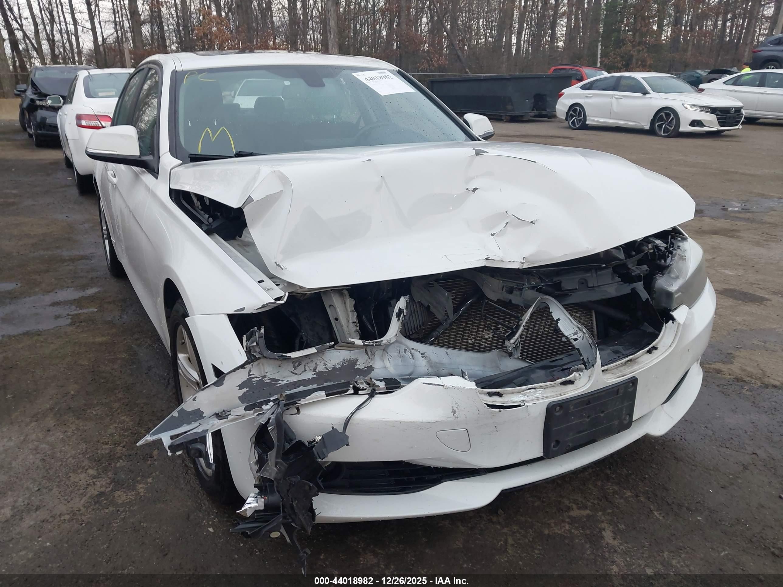 BMW 328I image 6