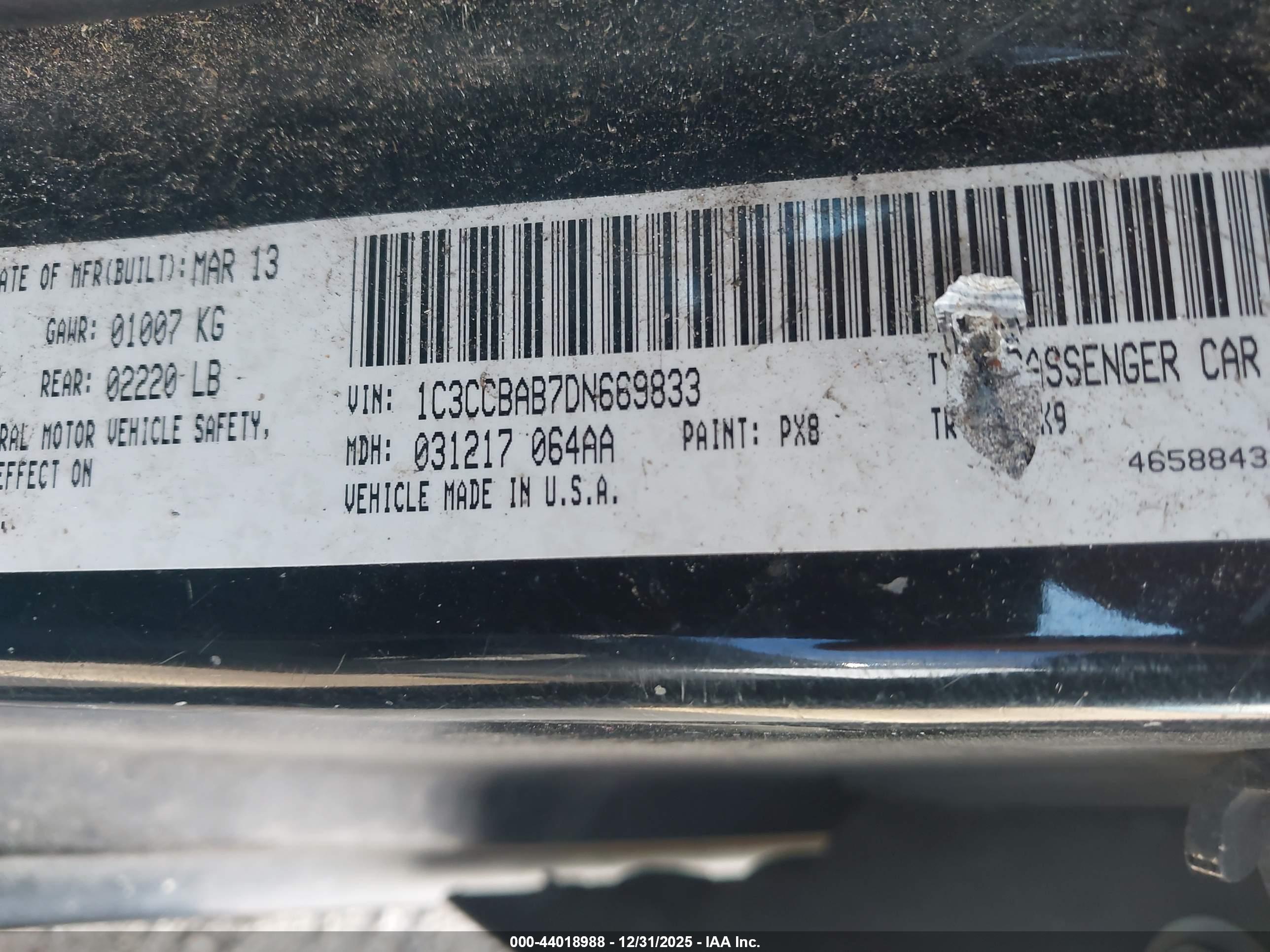 CHRYSLER 200 image 9