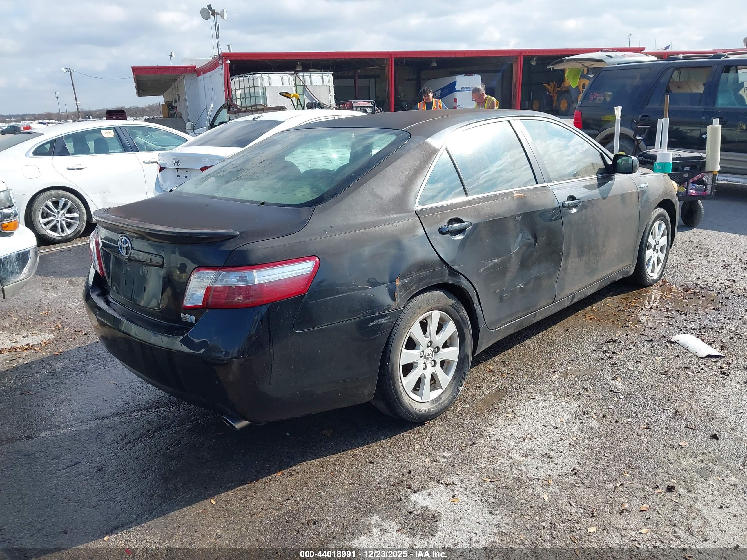 TOYOTA CAMRY image 4