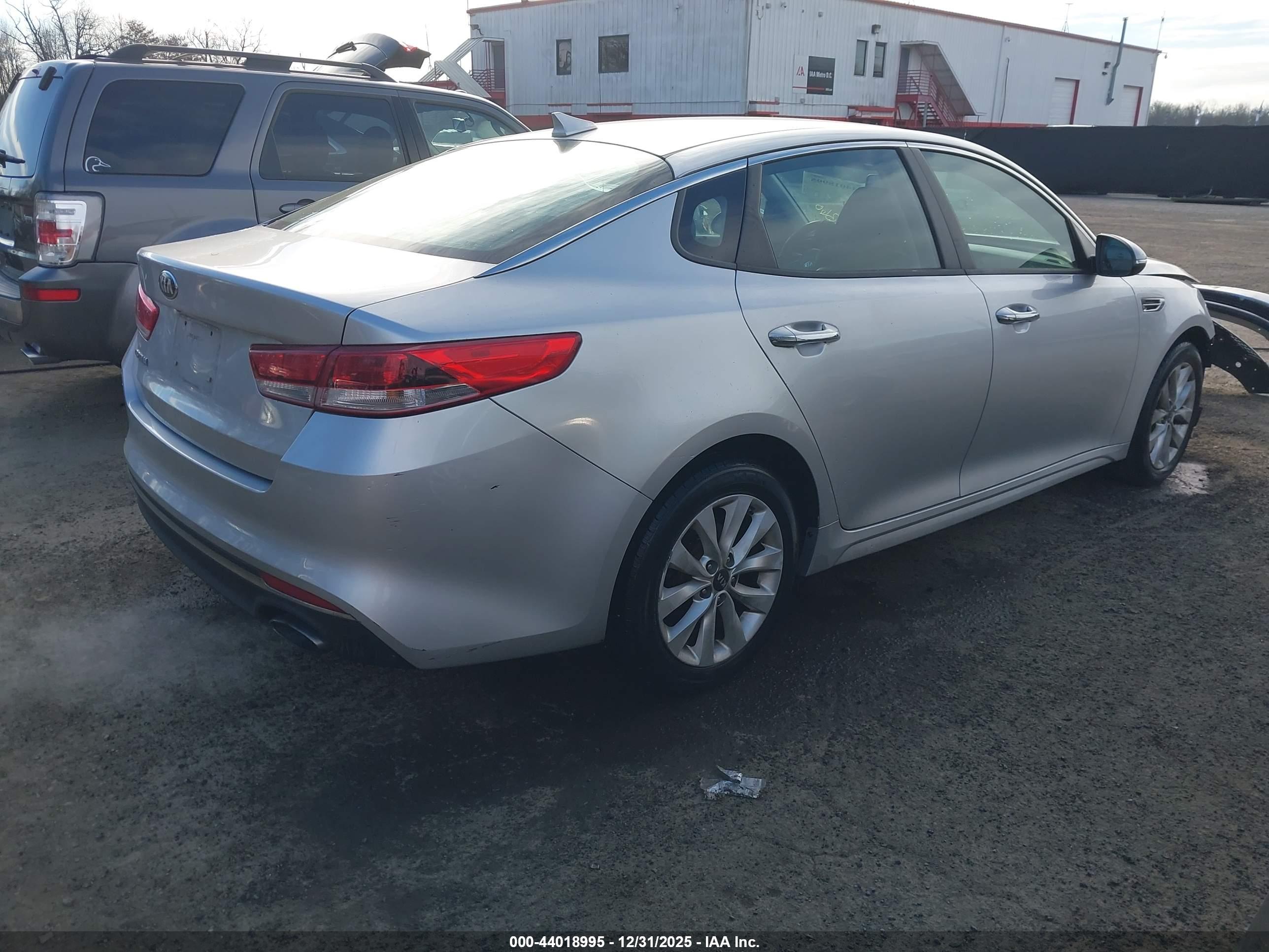 KIA OPTIMA image 4