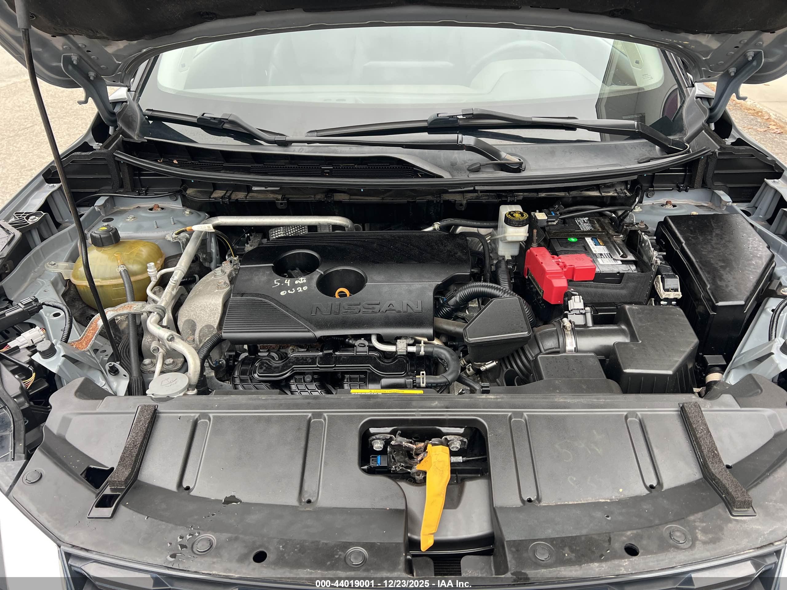 NISSAN ROGUE image 10
