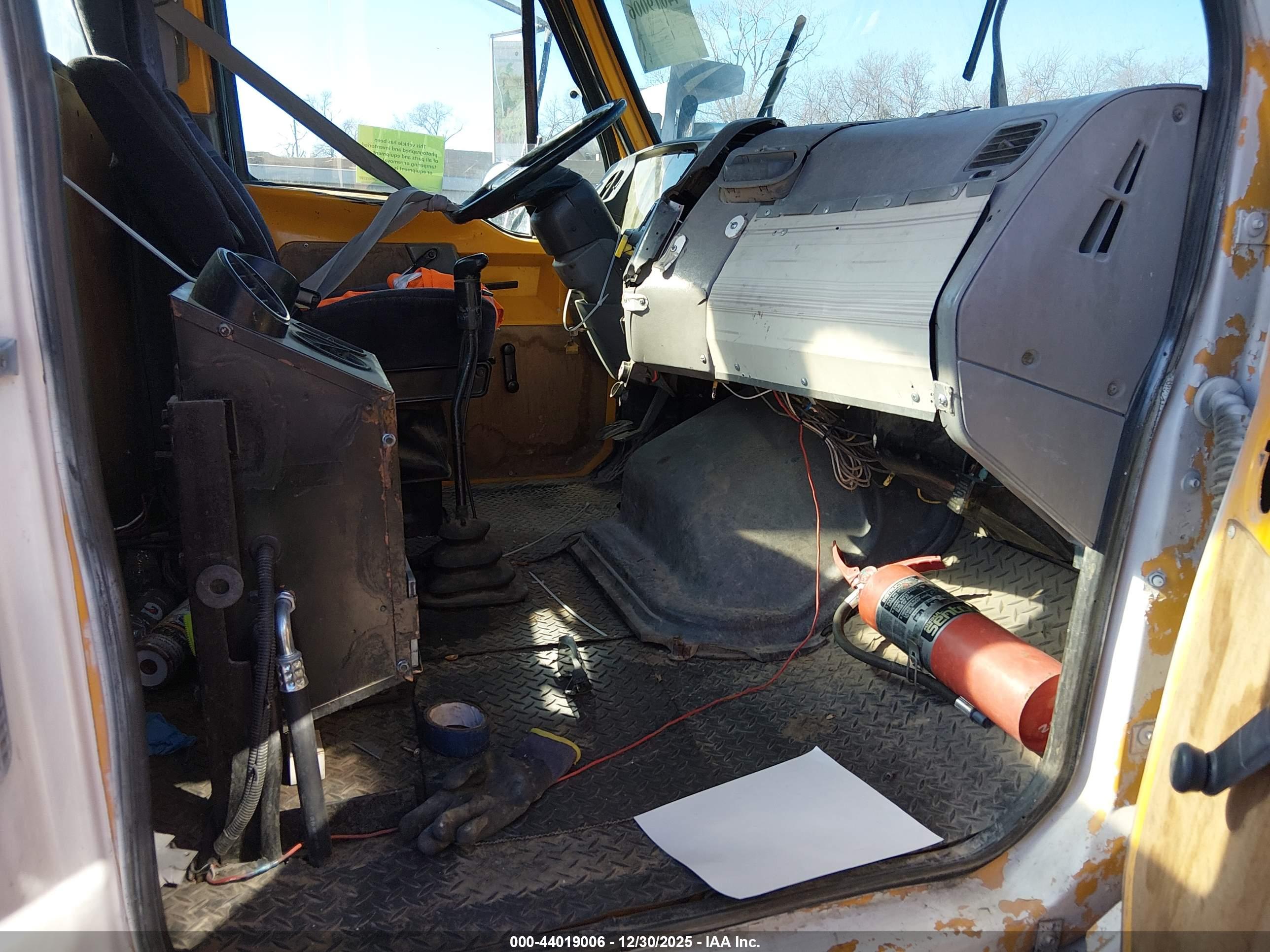 FORD H-SERIES image 7