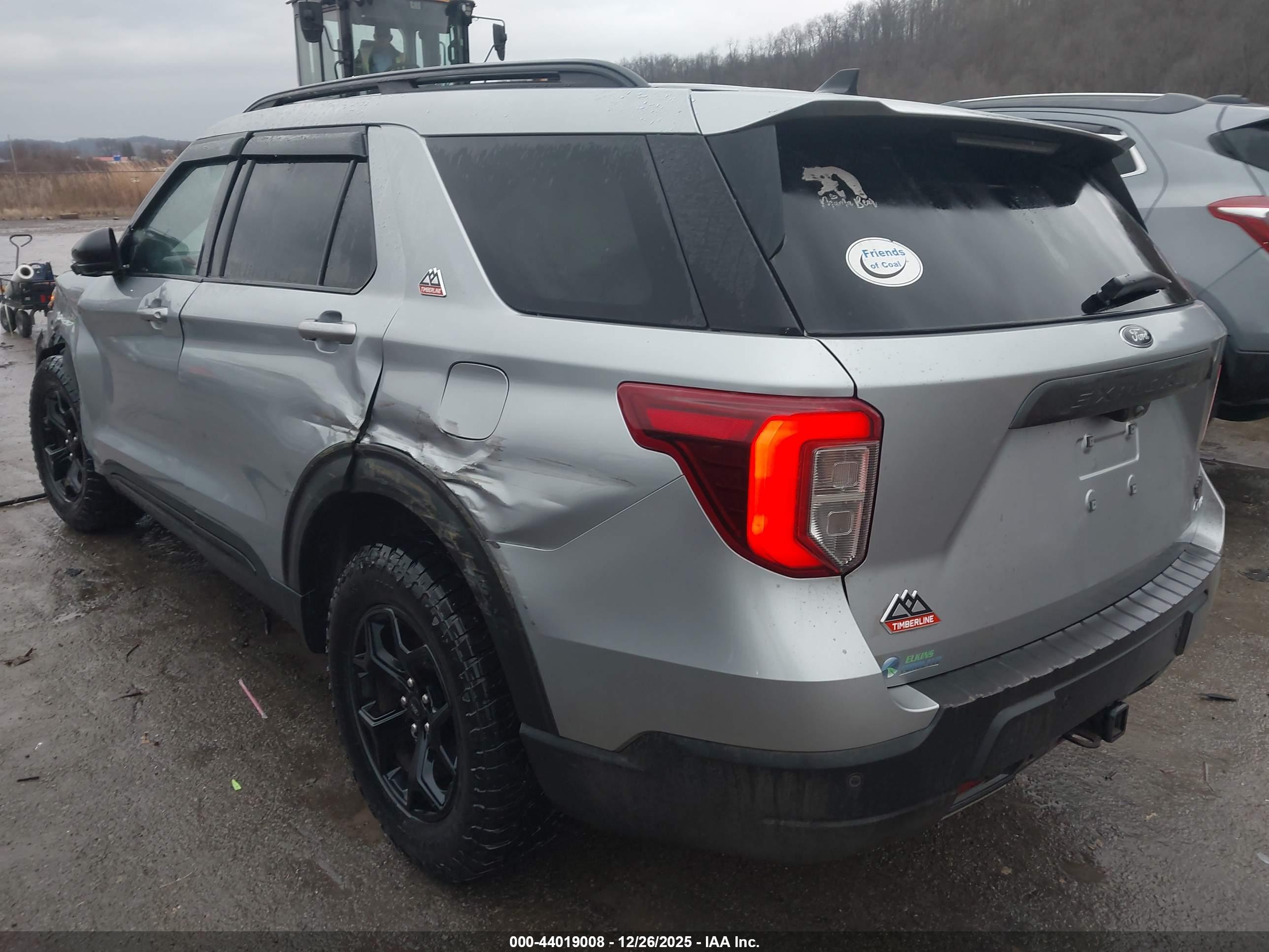 FORD EXPLORER image 3
