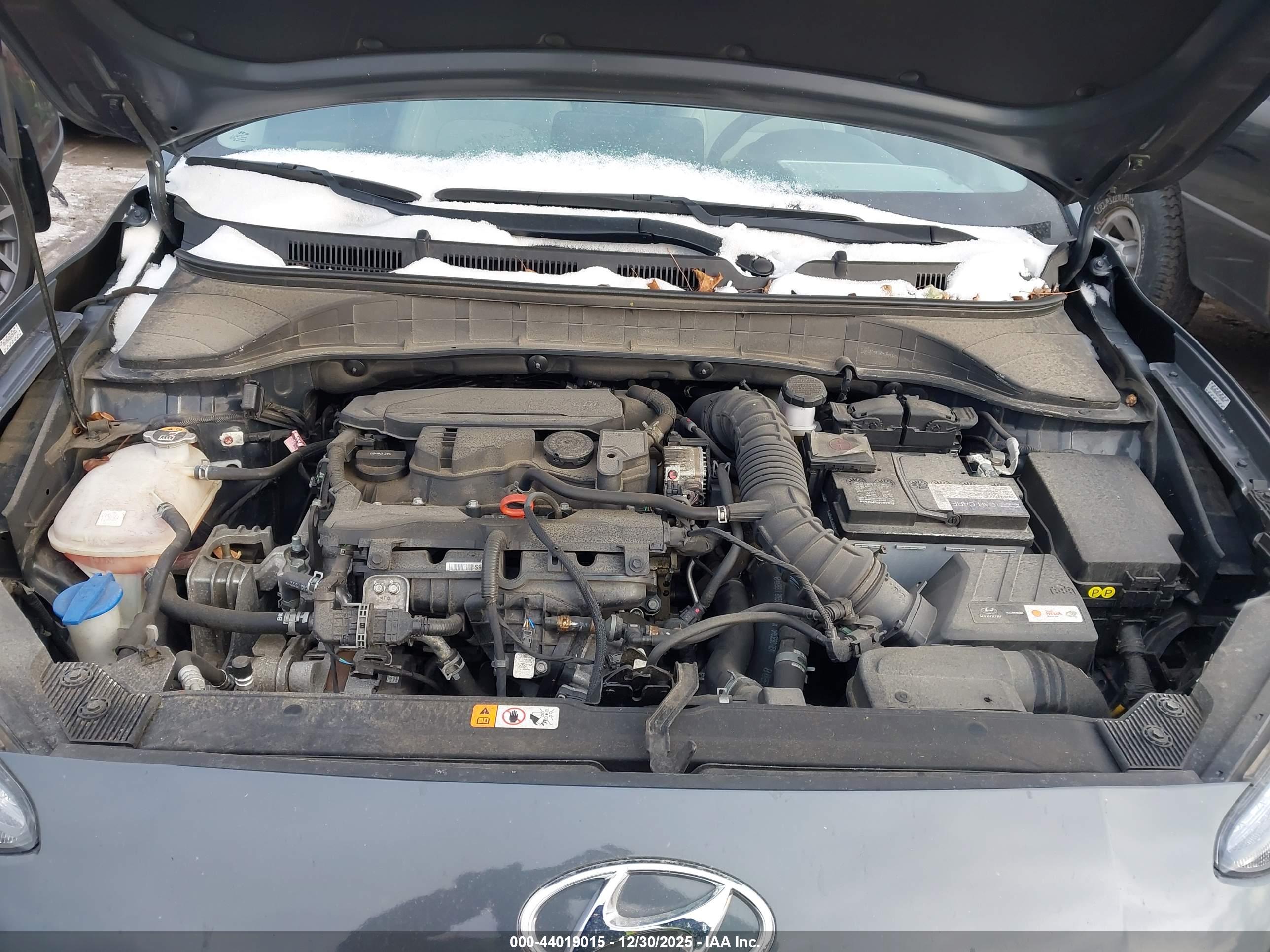 HYUNDAI KONA image 10