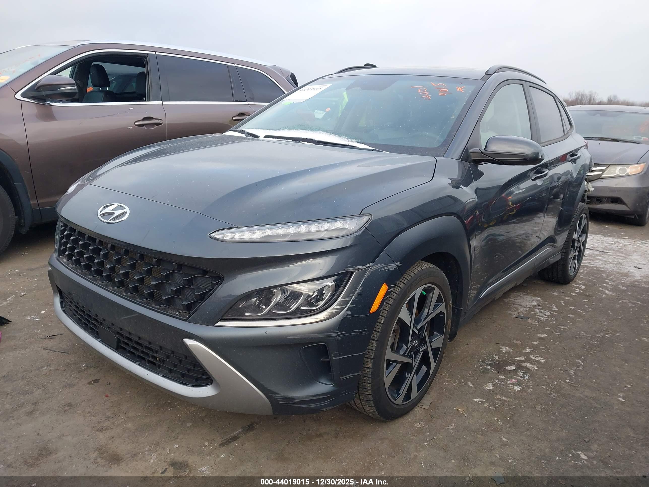 HYUNDAI KONA image 2