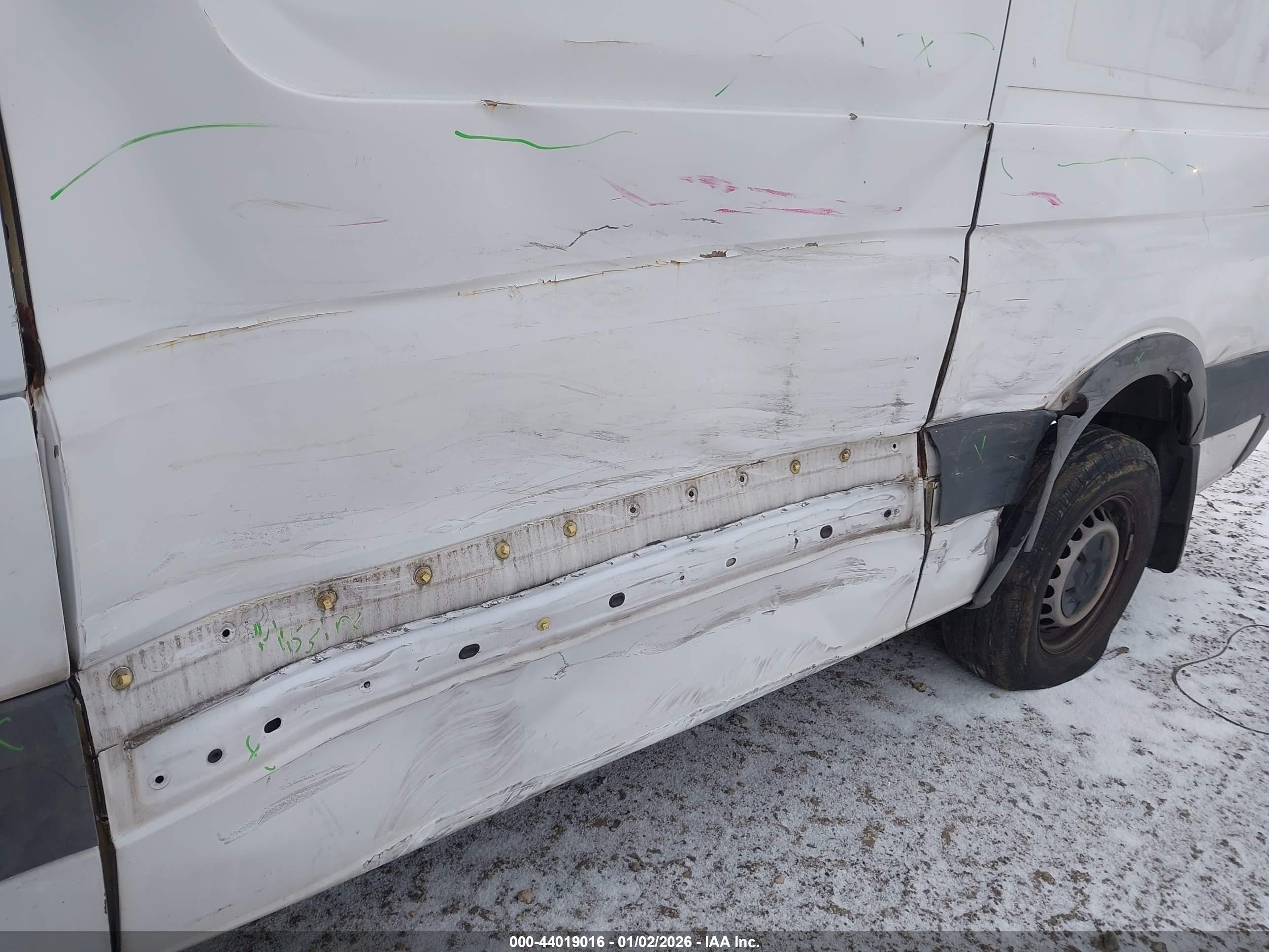 MERCEDES-BENZ SPRINTER image 6