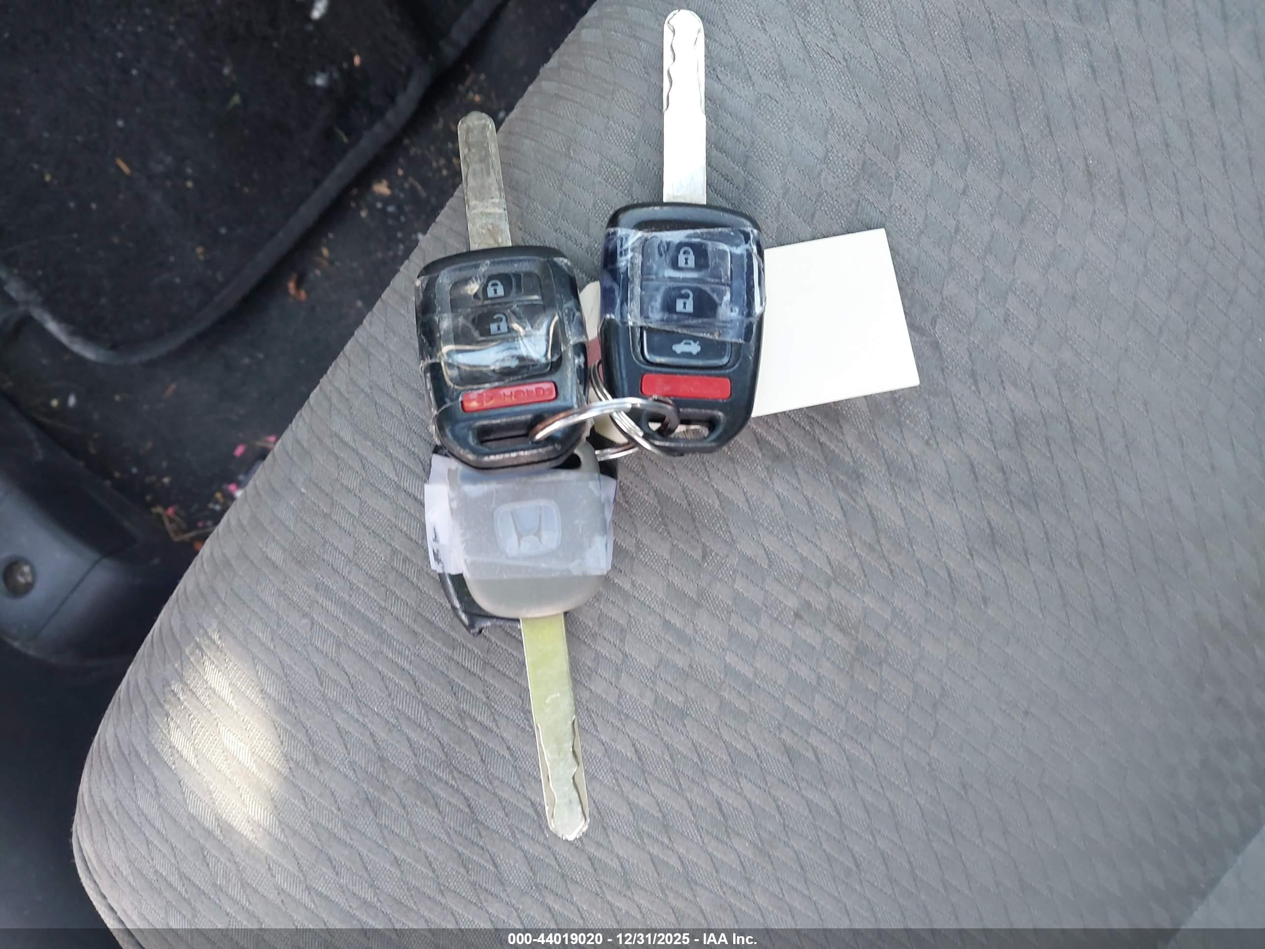 HONDA CIVIC image 11