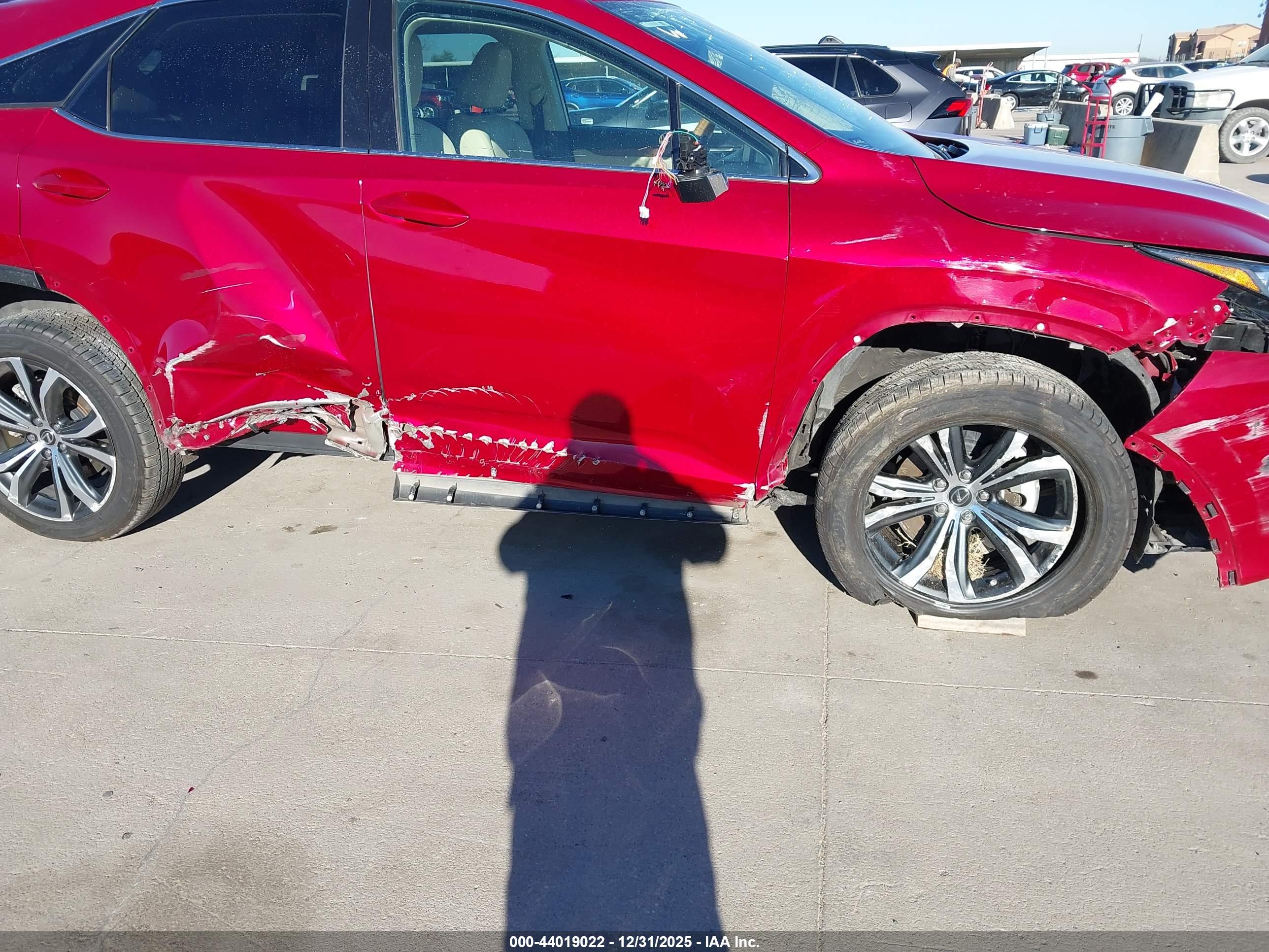 LEXUS RX image 6
