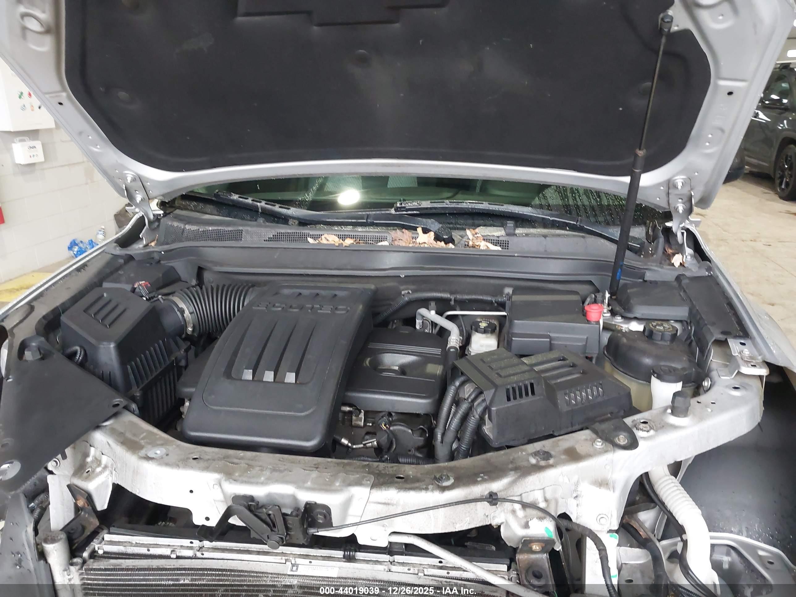 CHEVROLET EQUINOX image 10