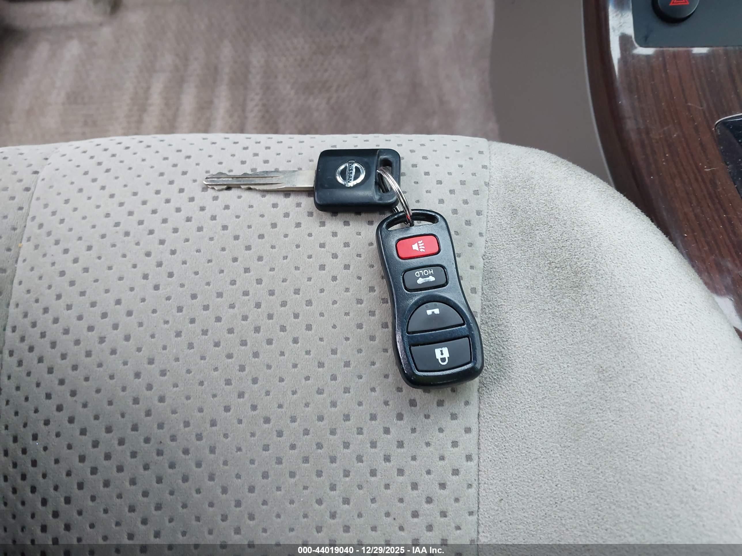 NISSAN ALTIMA image 11