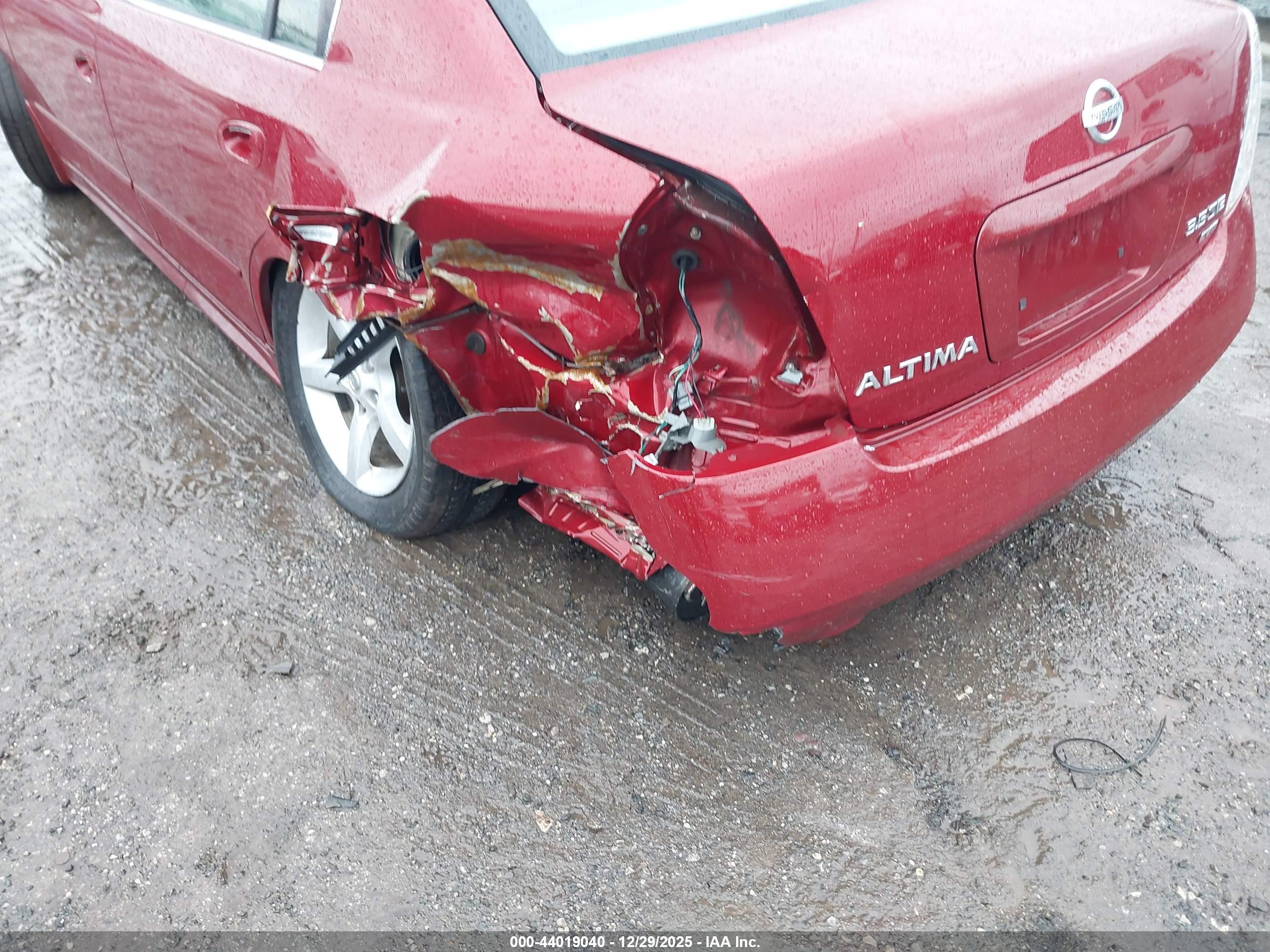 NISSAN ALTIMA image 6