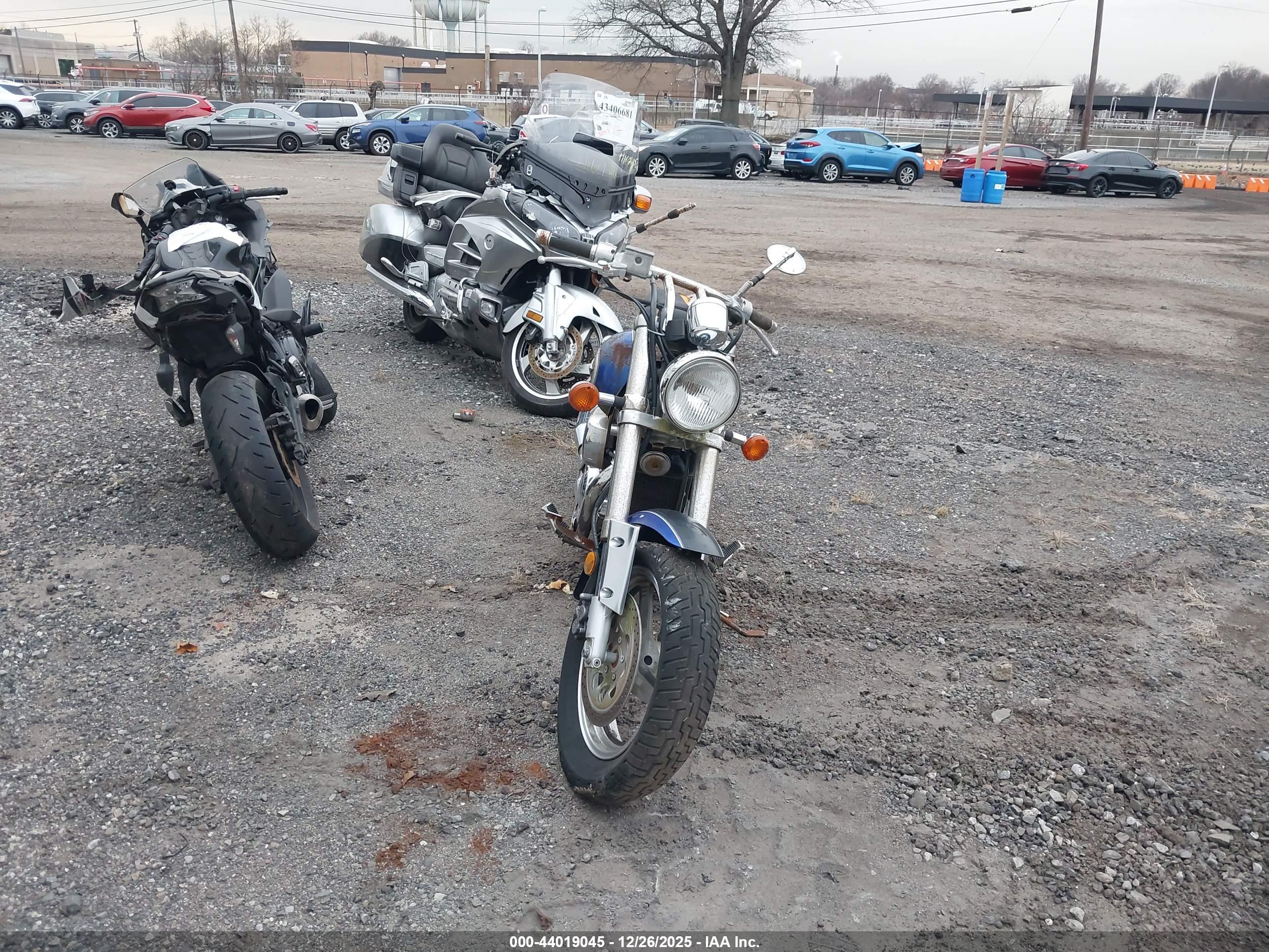 SUZUKI VZ800 image 5