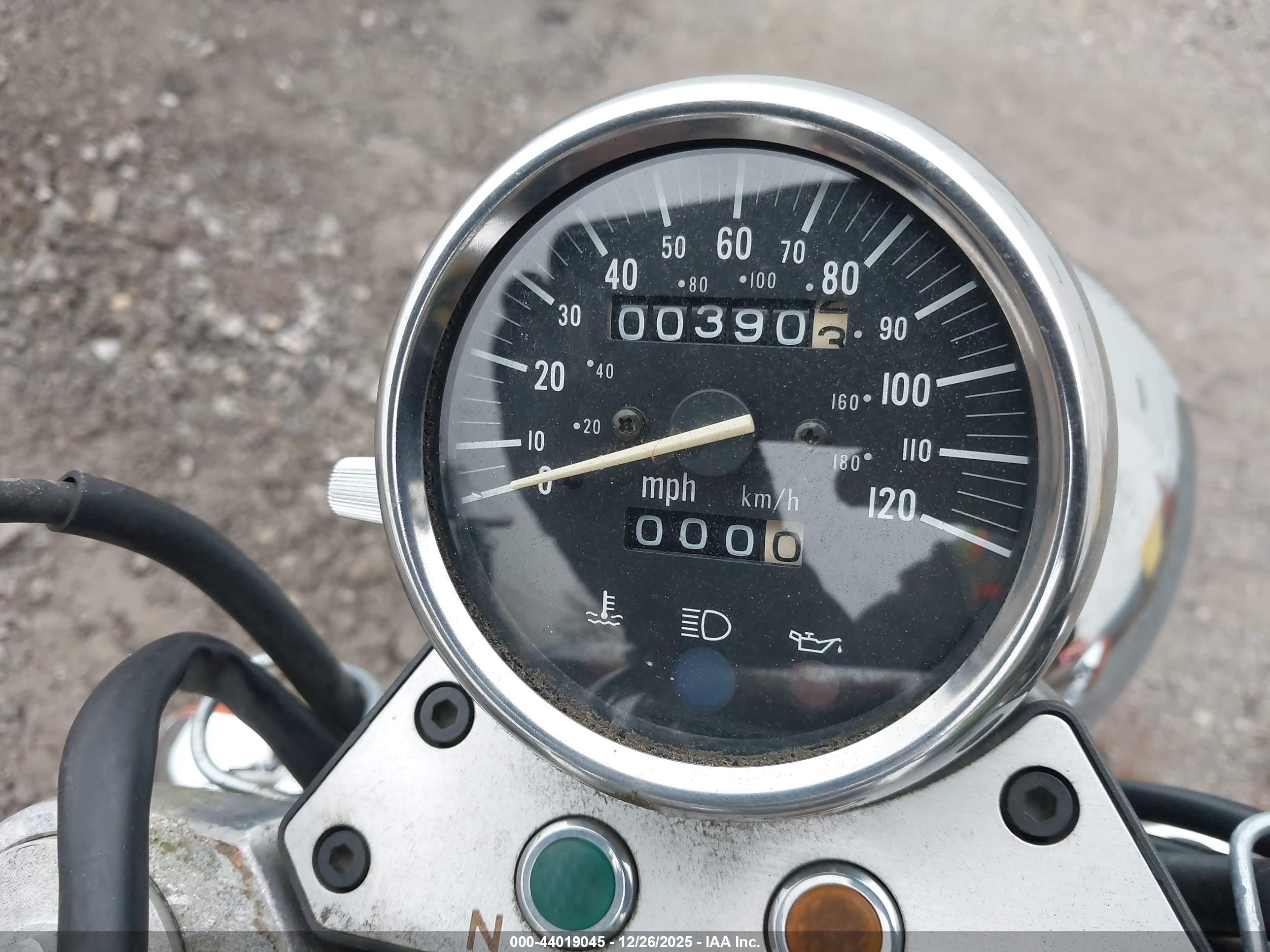 SUZUKI VZ800 image 7