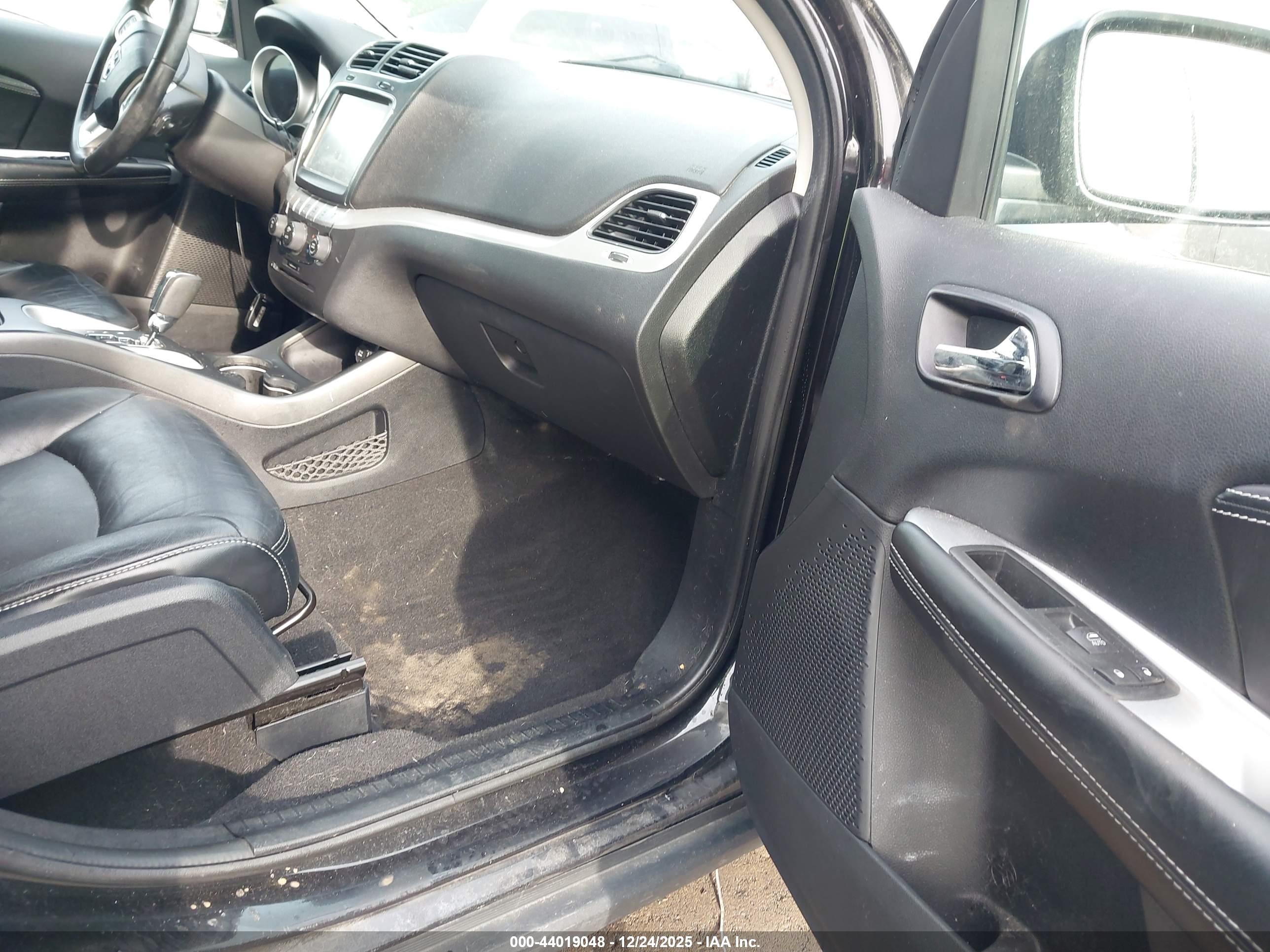 DODGE JOURNEY image 5