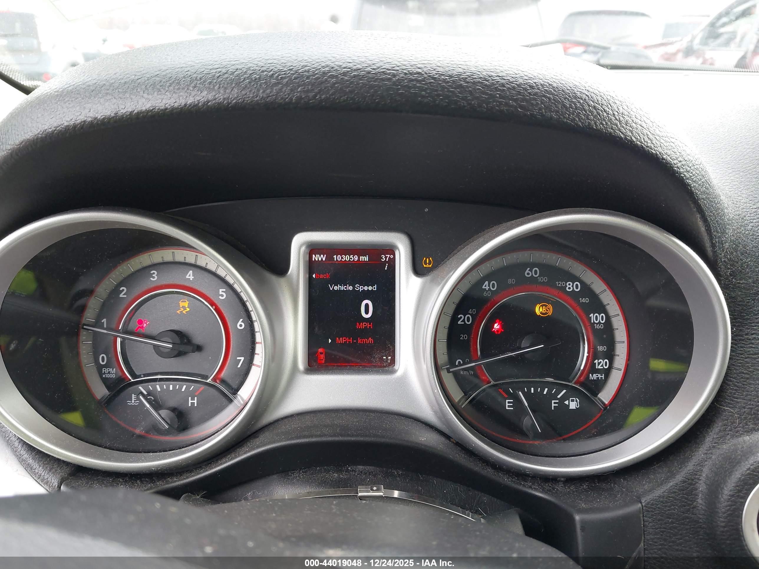 DODGE JOURNEY image 7