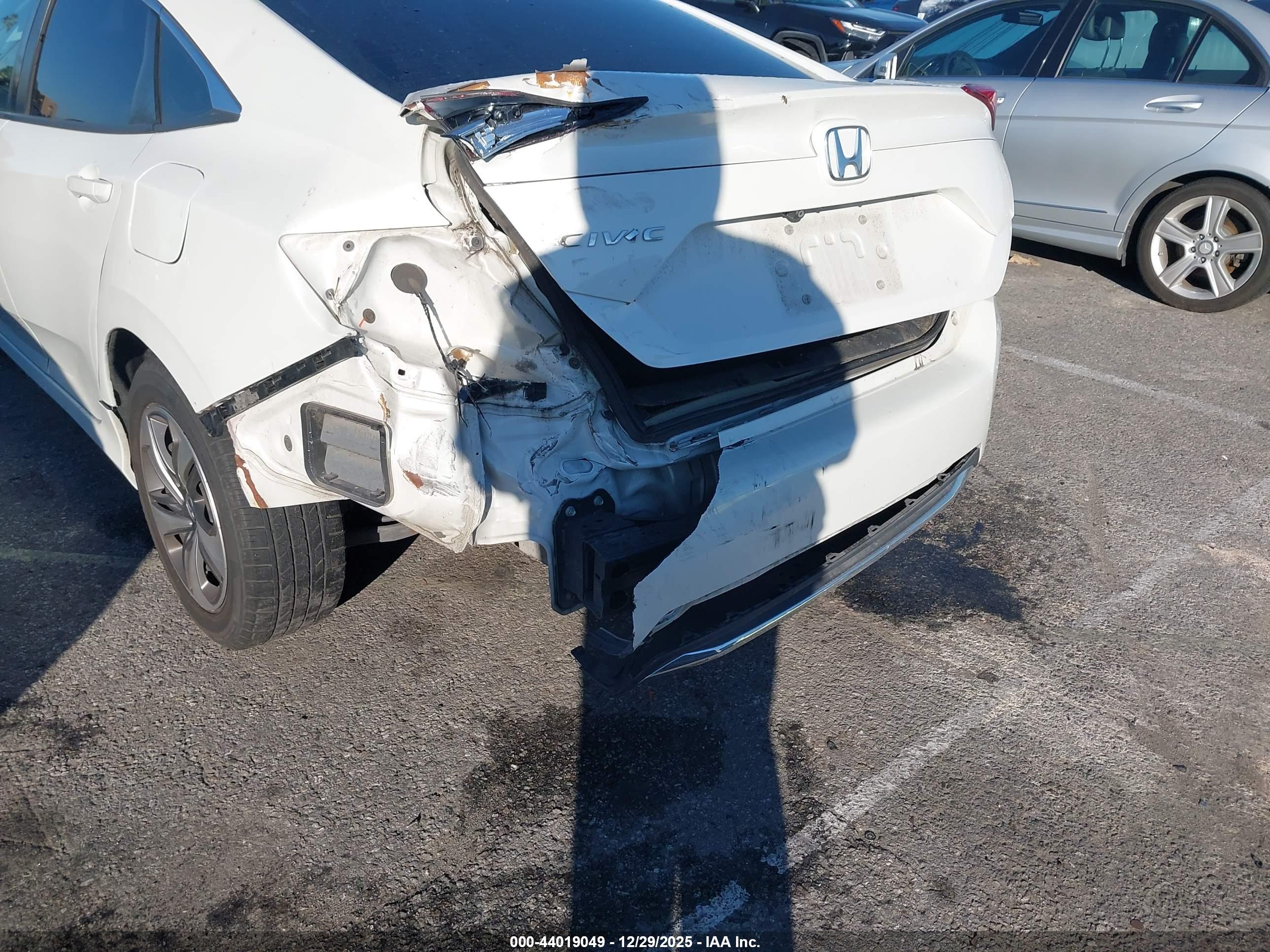HONDA CIVIC image 6