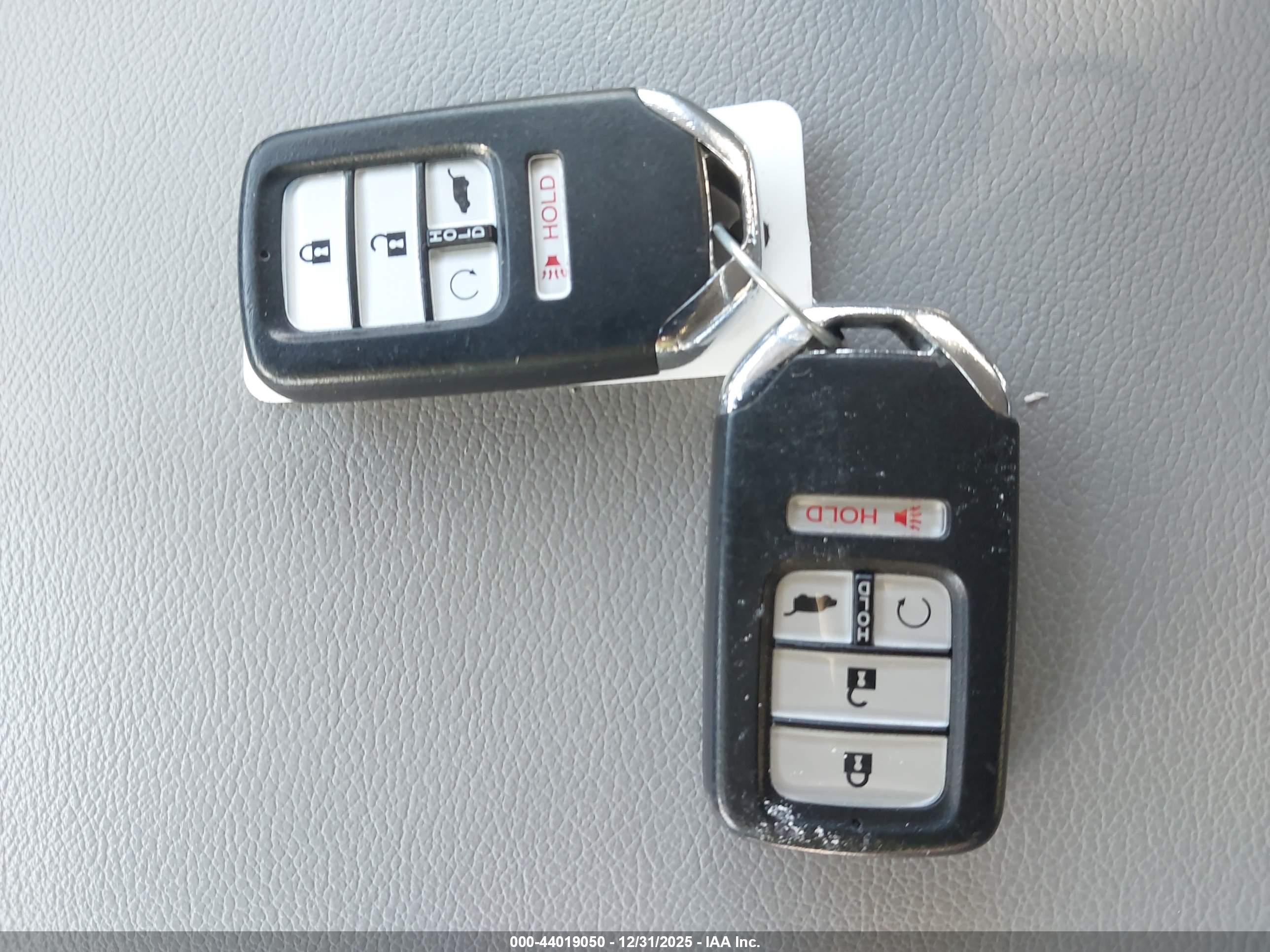 HONDA CR-V image 11